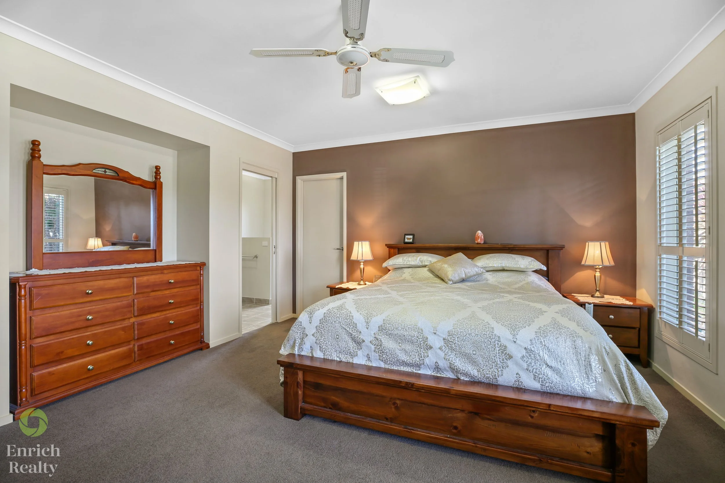 4MontaneBoulevard08WM.jpg