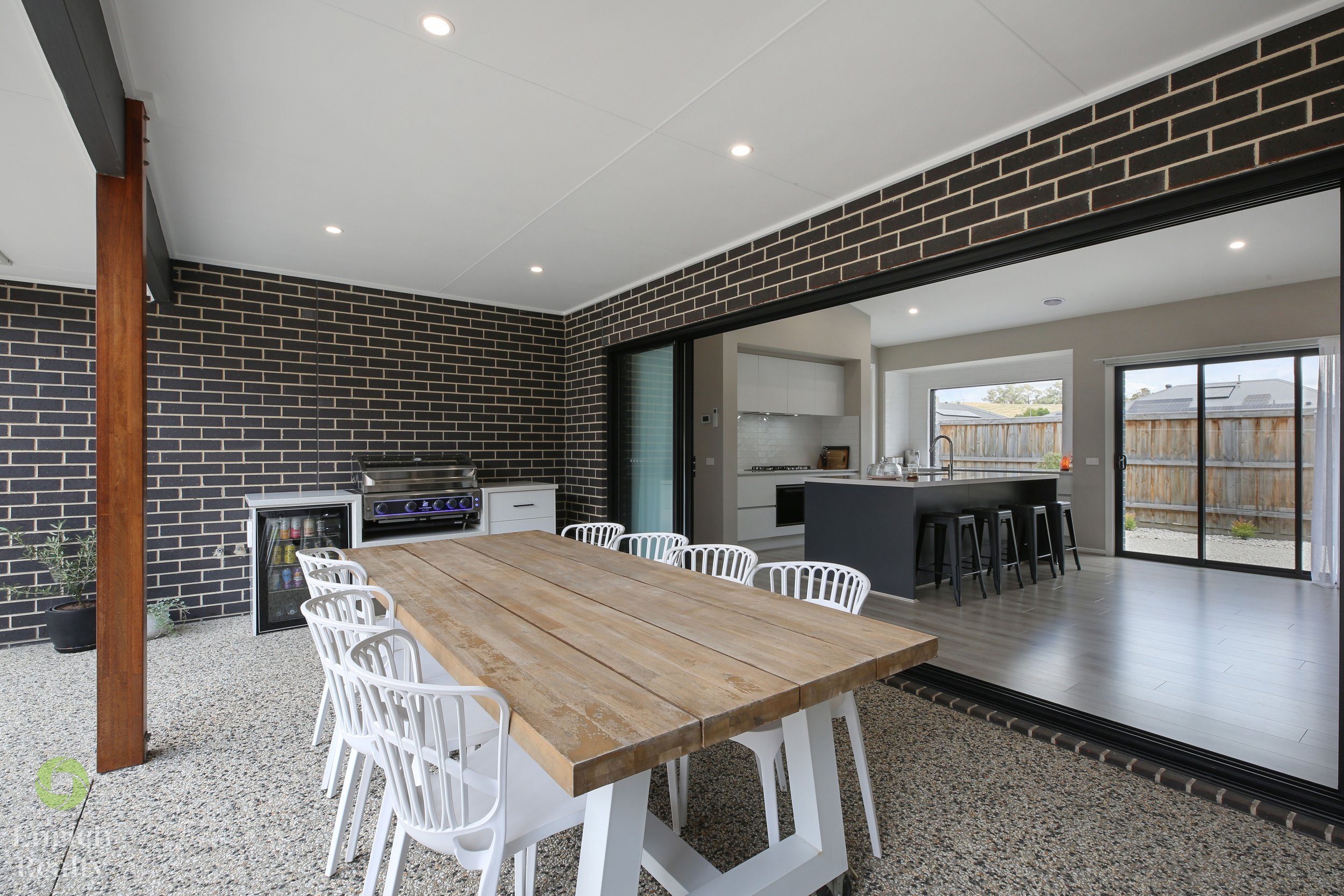 12 Carnoustie Court_27_WM.jpg