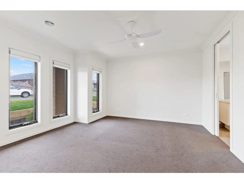 15 Heartwell Street, Warragul 2.jpeg