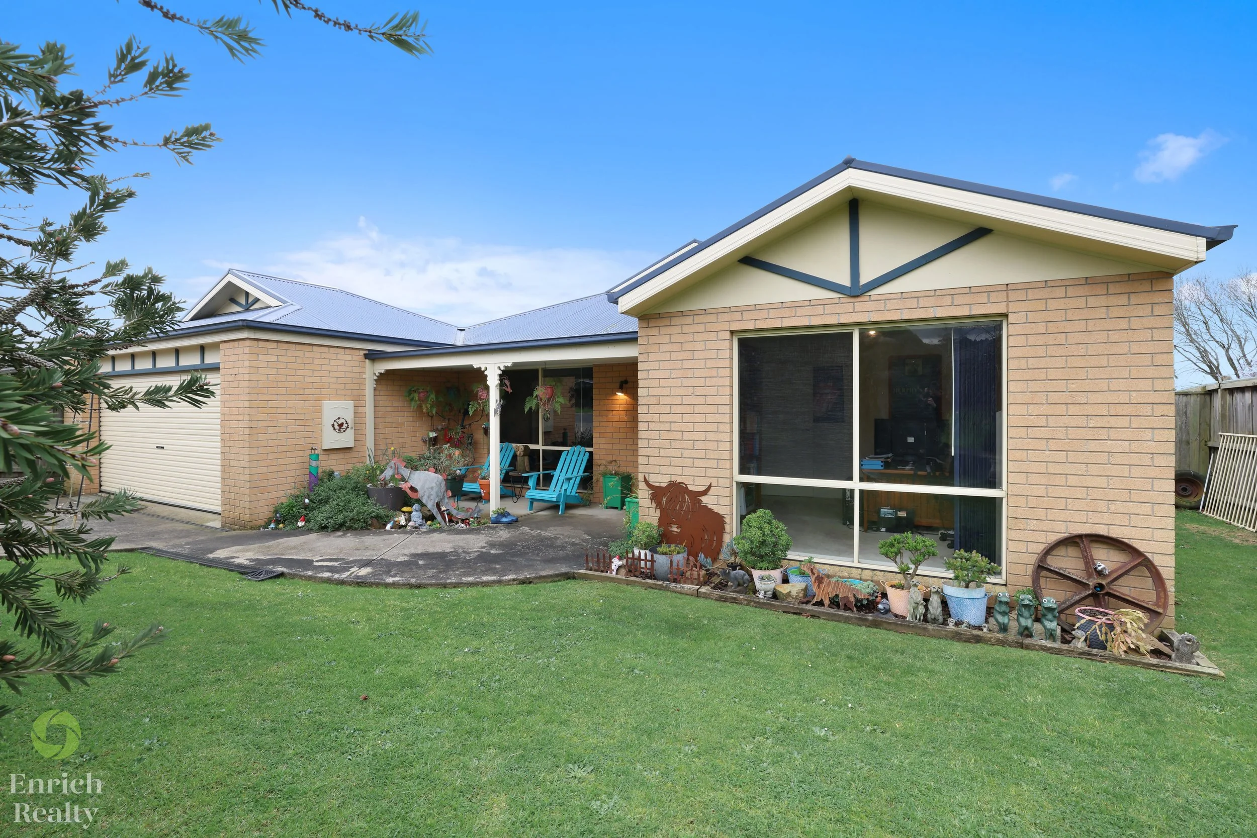 16PoplarClose30WM.jpg