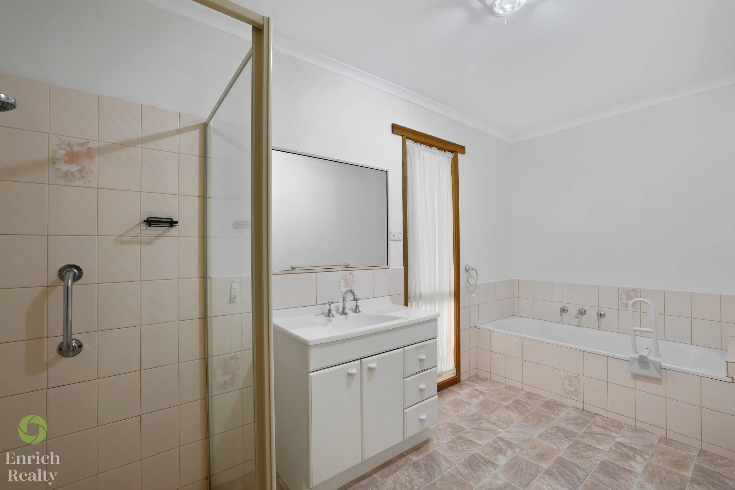 177MonashRoad16WM.jpg