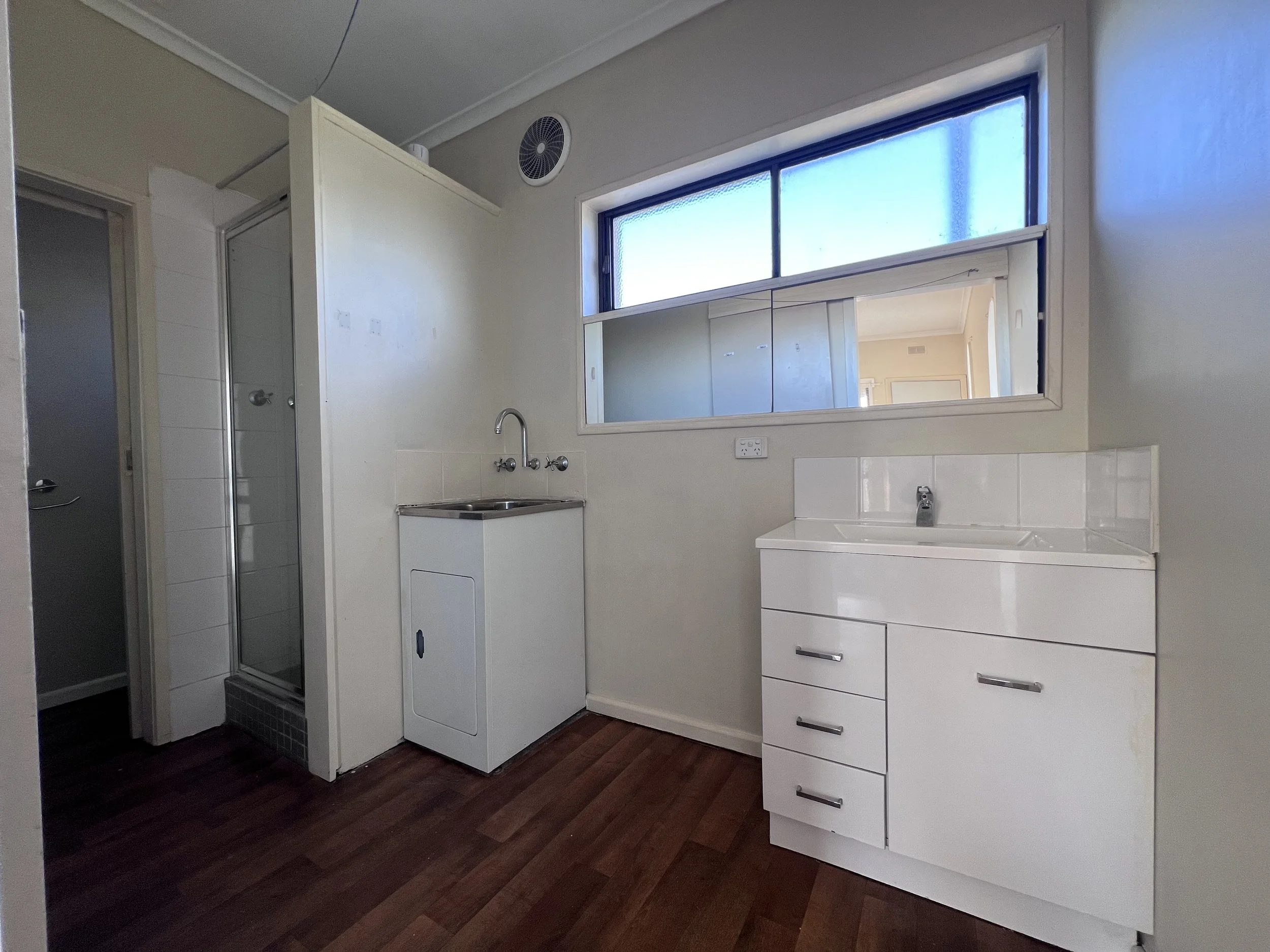 5-49 Langford Street, Moe - 7.jpeg