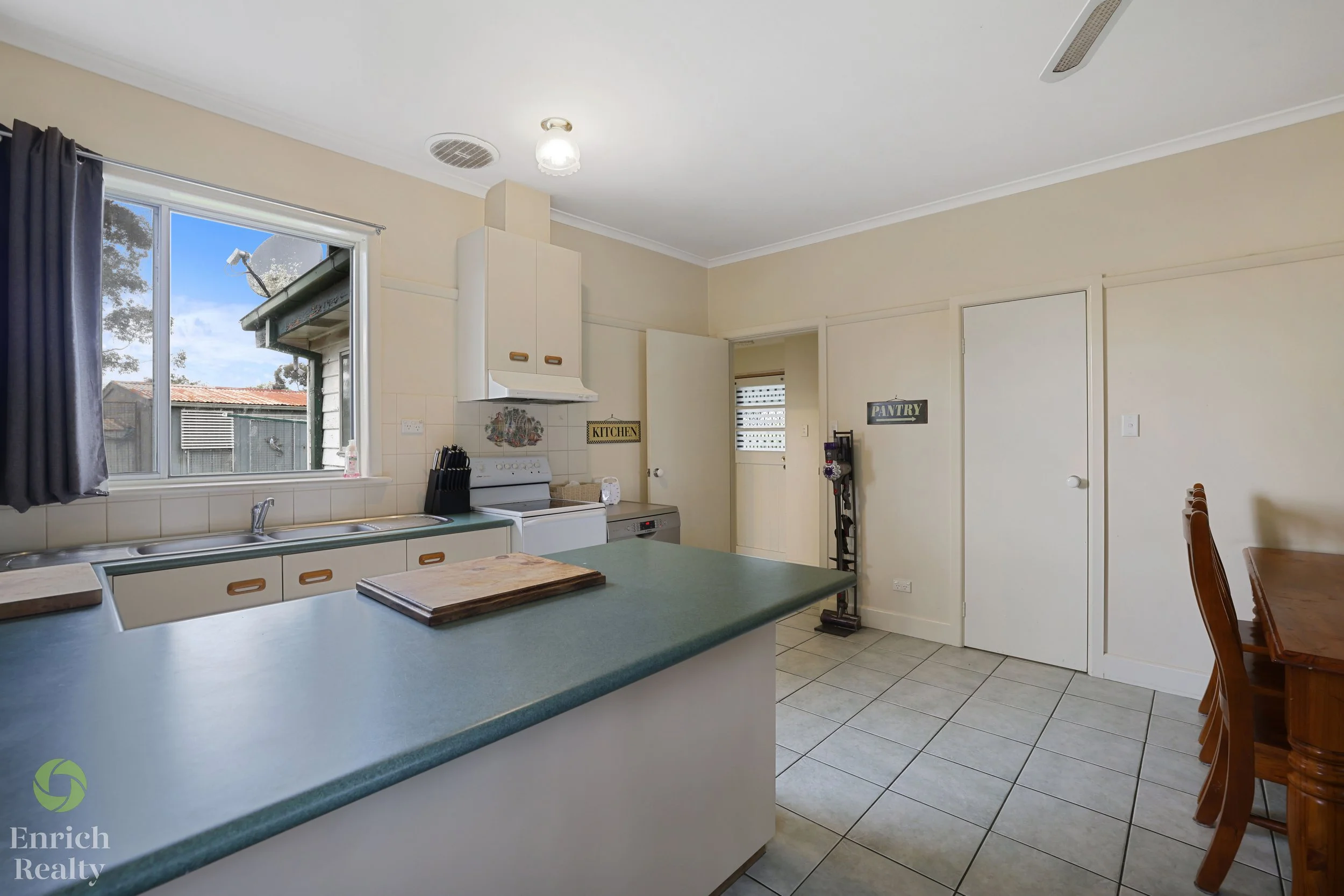 23NewarkAvenue27WM.jpg