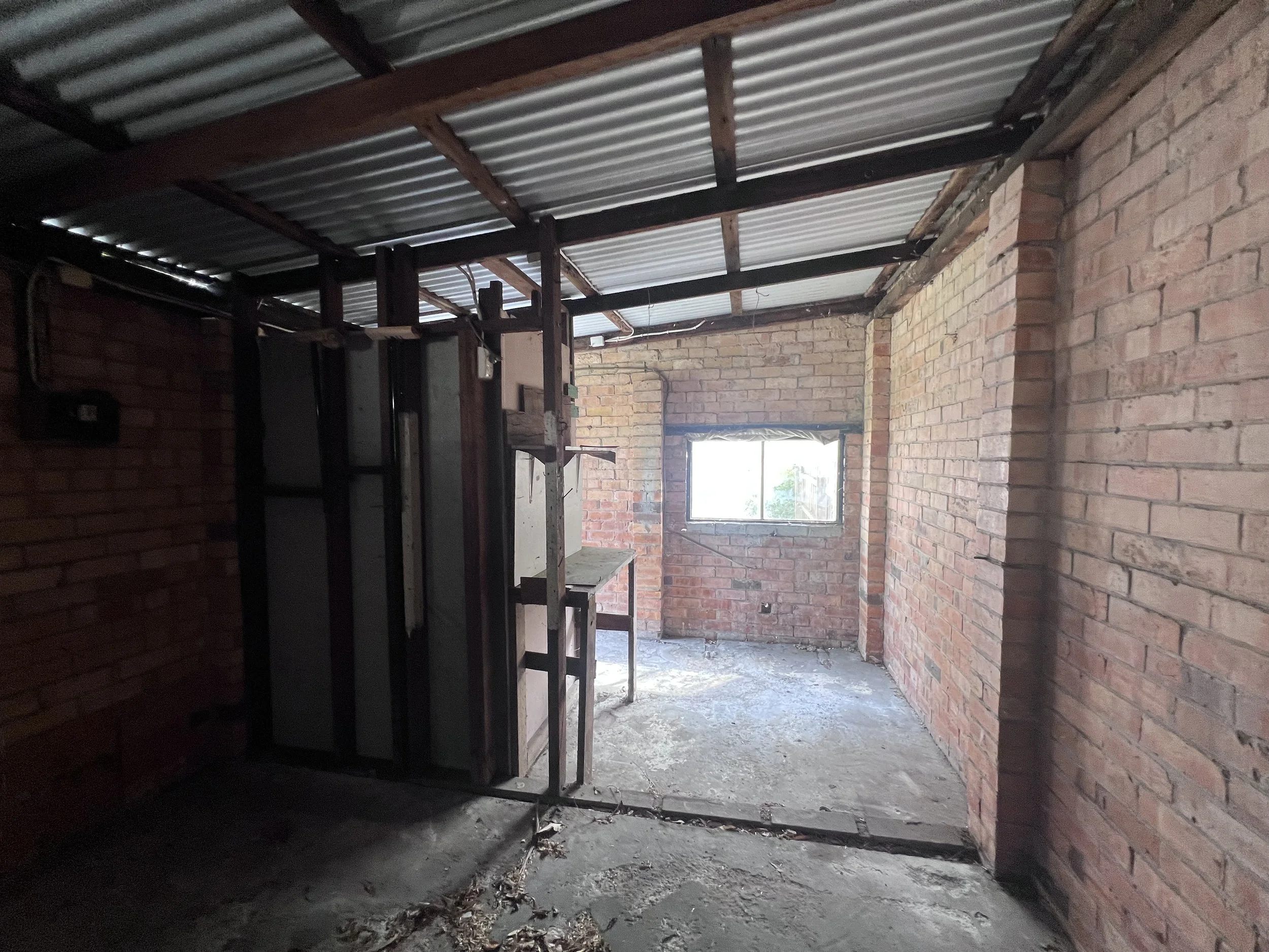 11 Eastleigh Court, Newborough - 15.jpeg