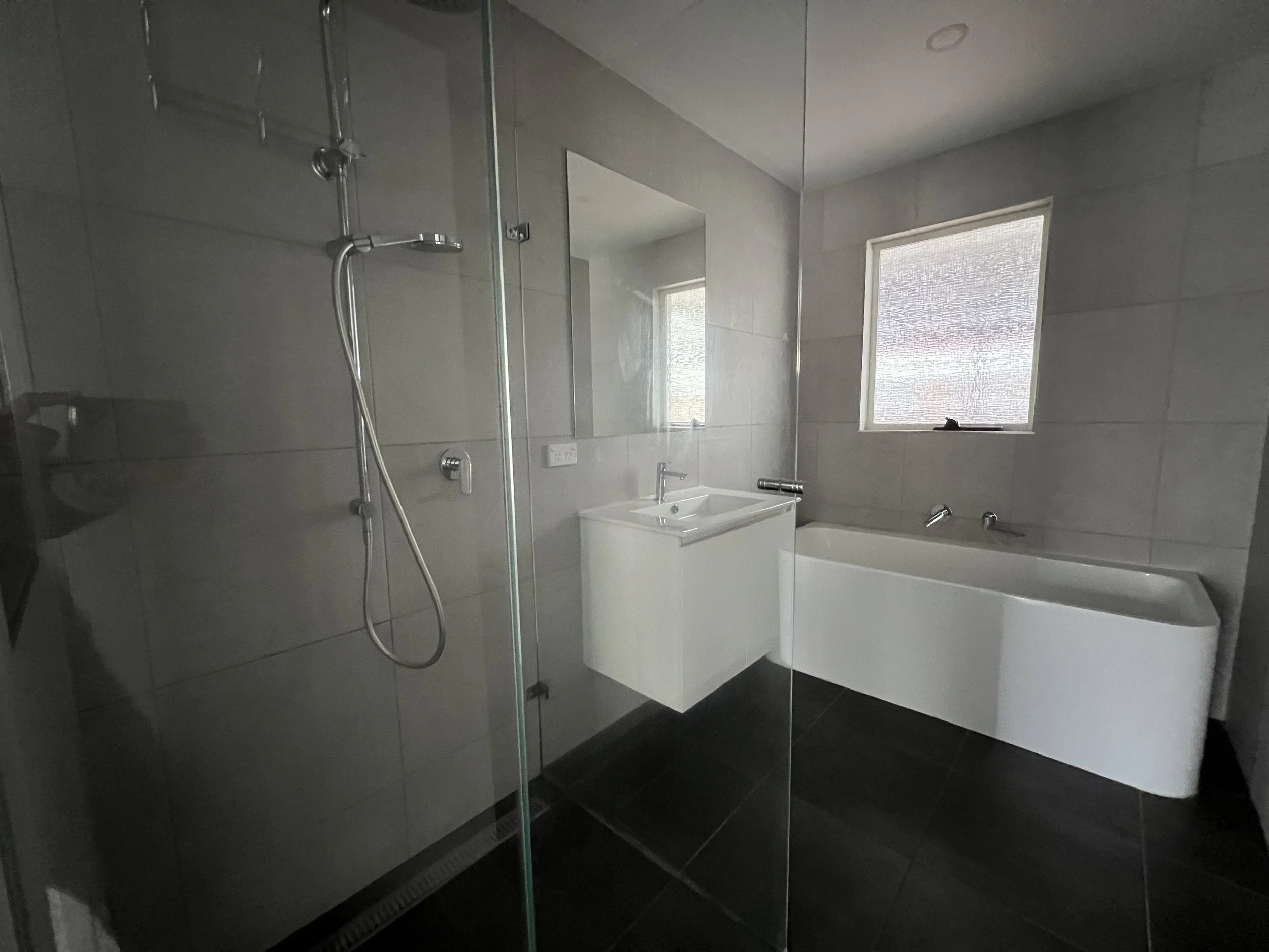 45 Southwell Avenue, Newborough - 9.jpeg