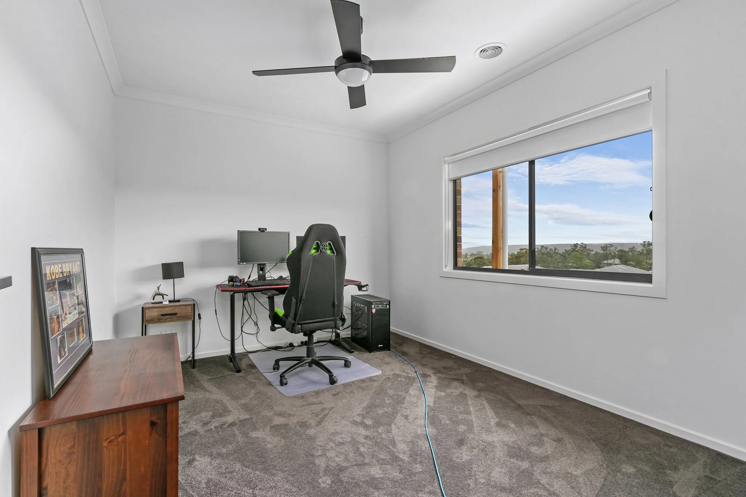 25 Coach Road, newborough - 10.jpg