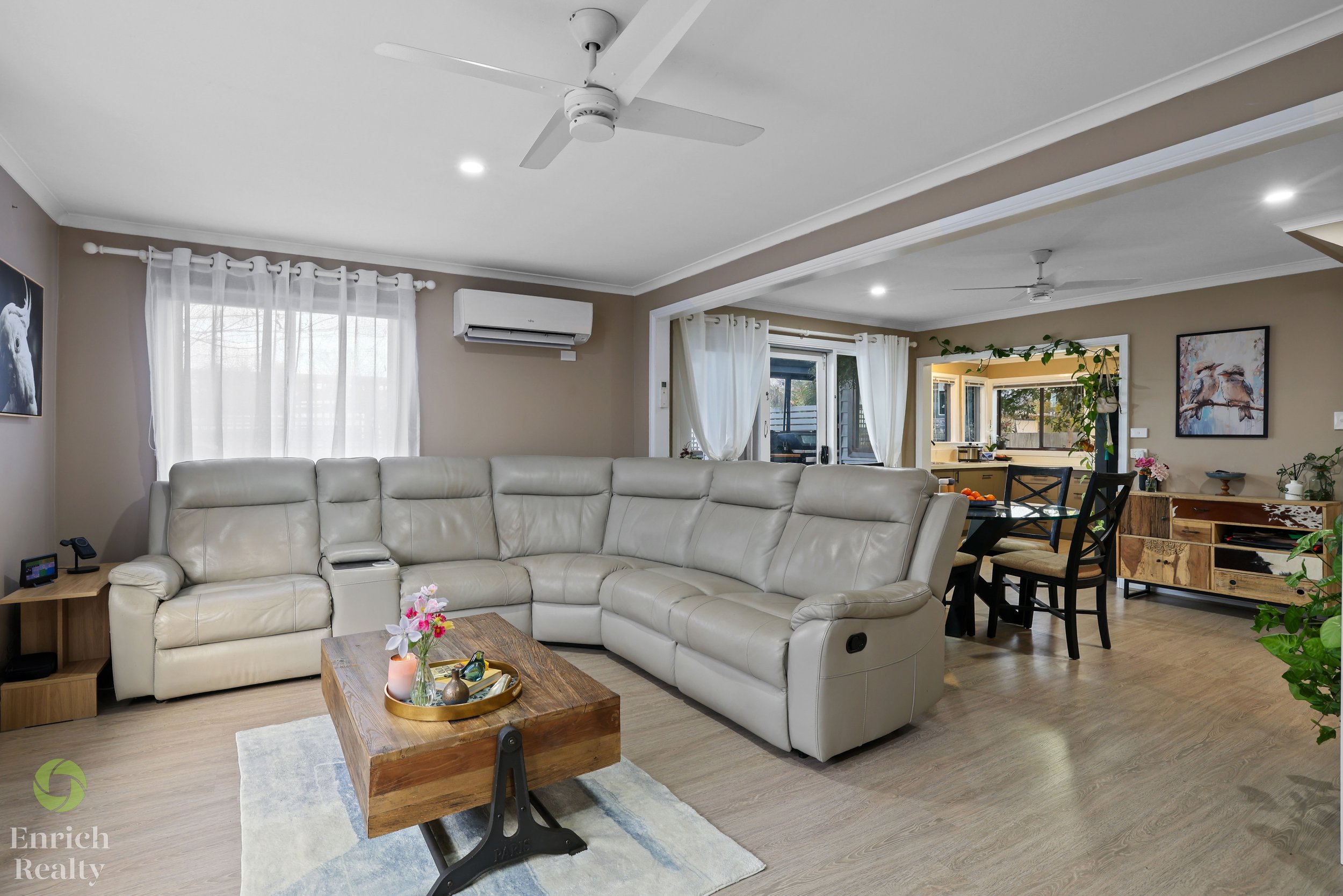 68HennesseyStreet23WM.jpg