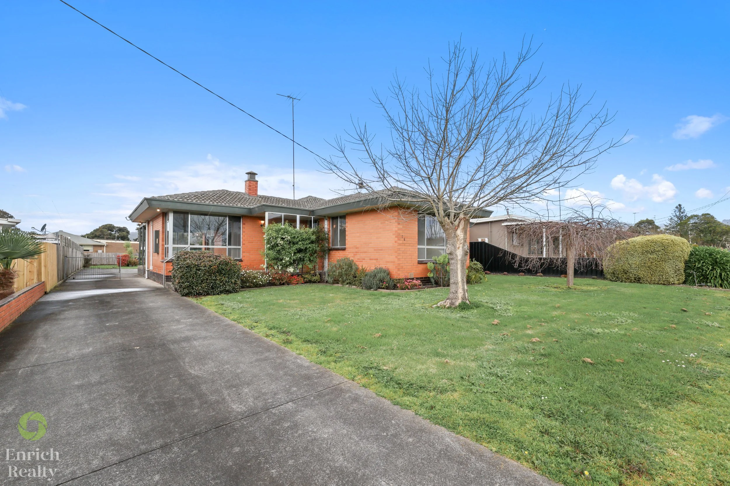 16SummerleaStreet28WM.jpg
