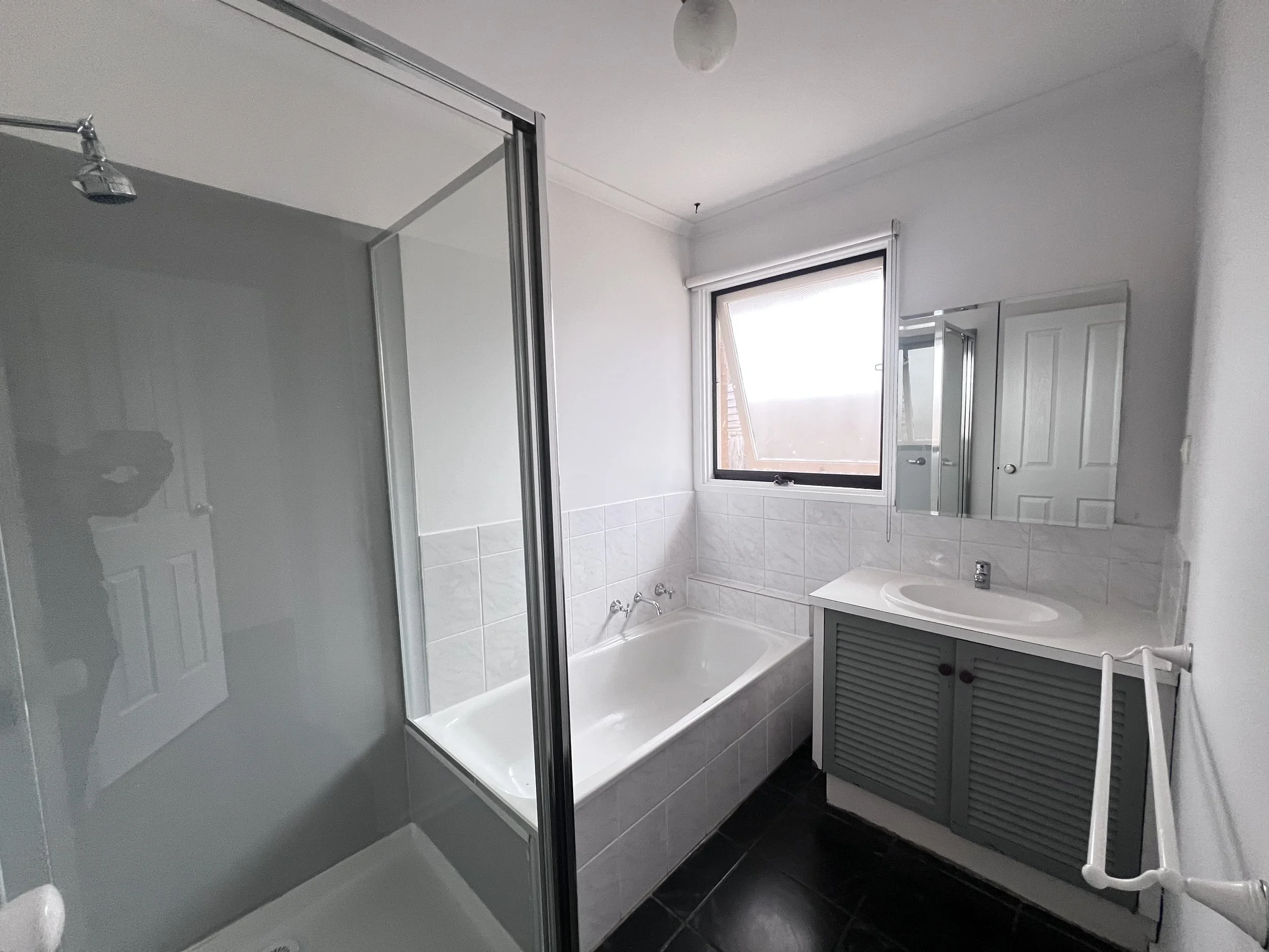 7 Cary Place, Traralgon - 13.jpeg