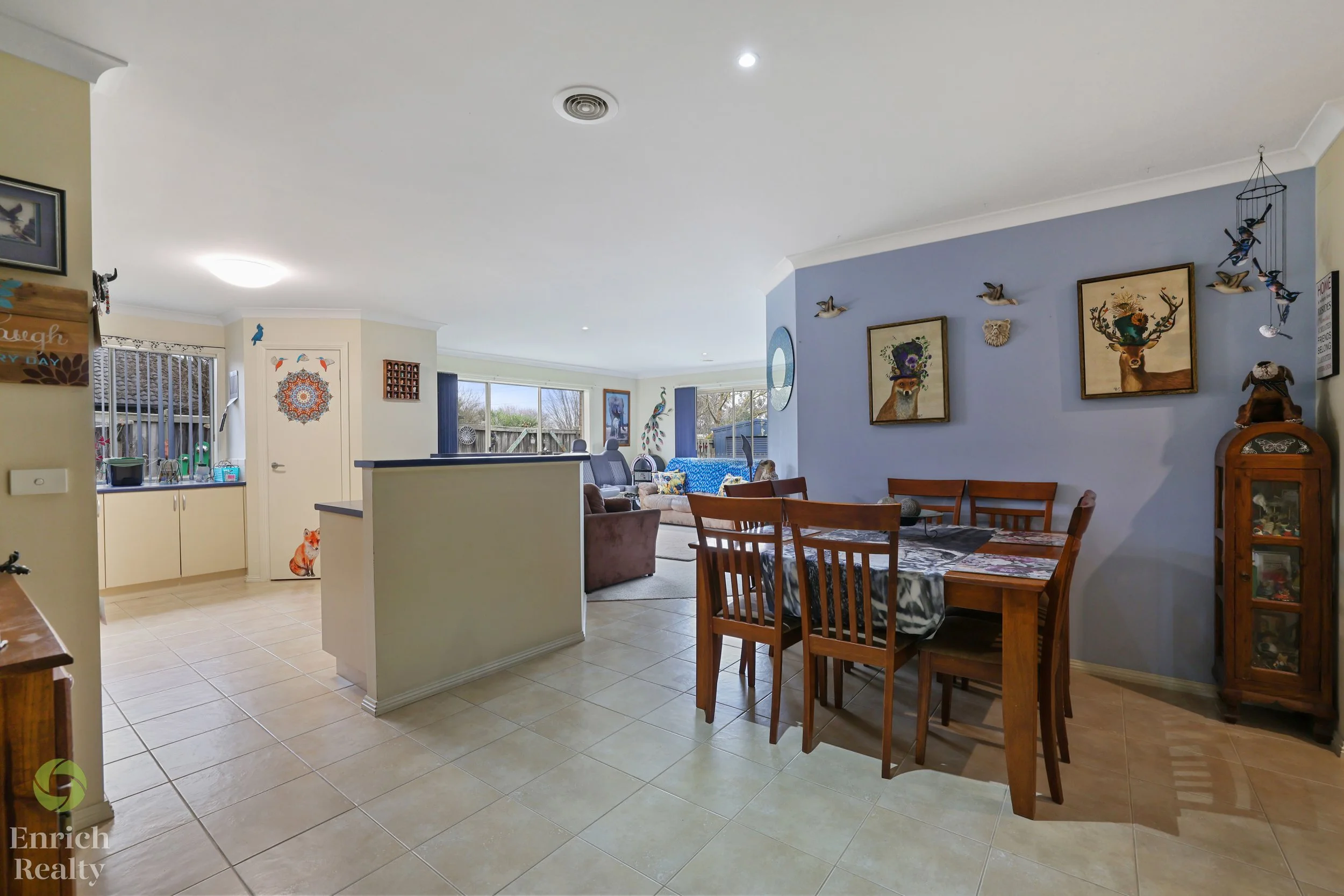 16PoplarClose10WM.jpg