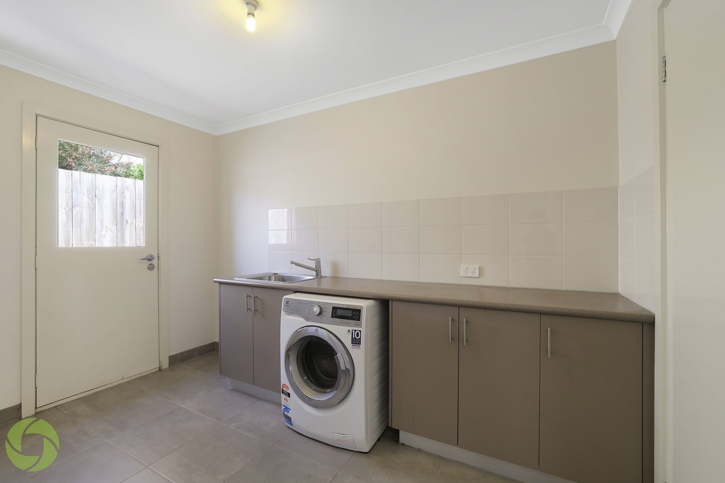 46VincentBoulevard21WM.jpg
