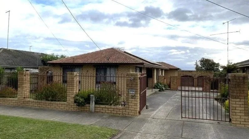 rental properties in Moe