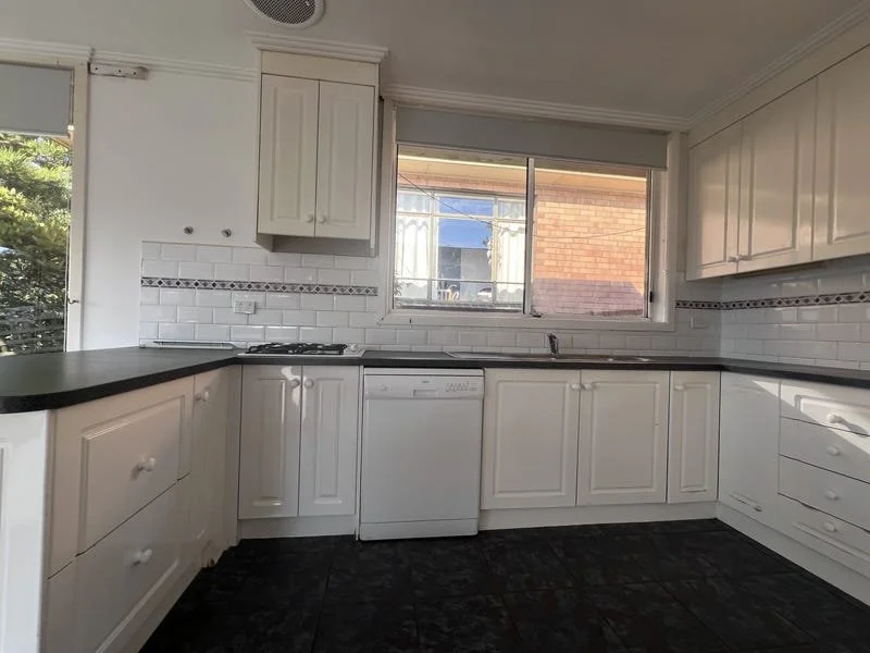 24 Bayley St, Moe - 4.jpg