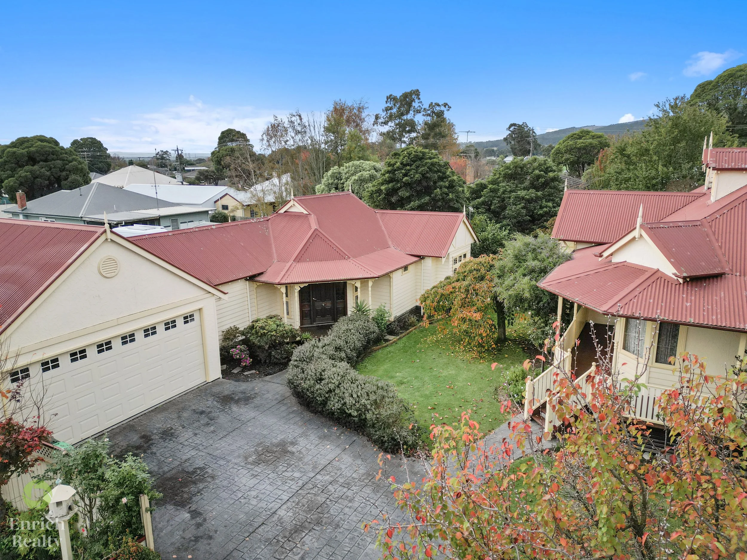 trafalgar house for sale