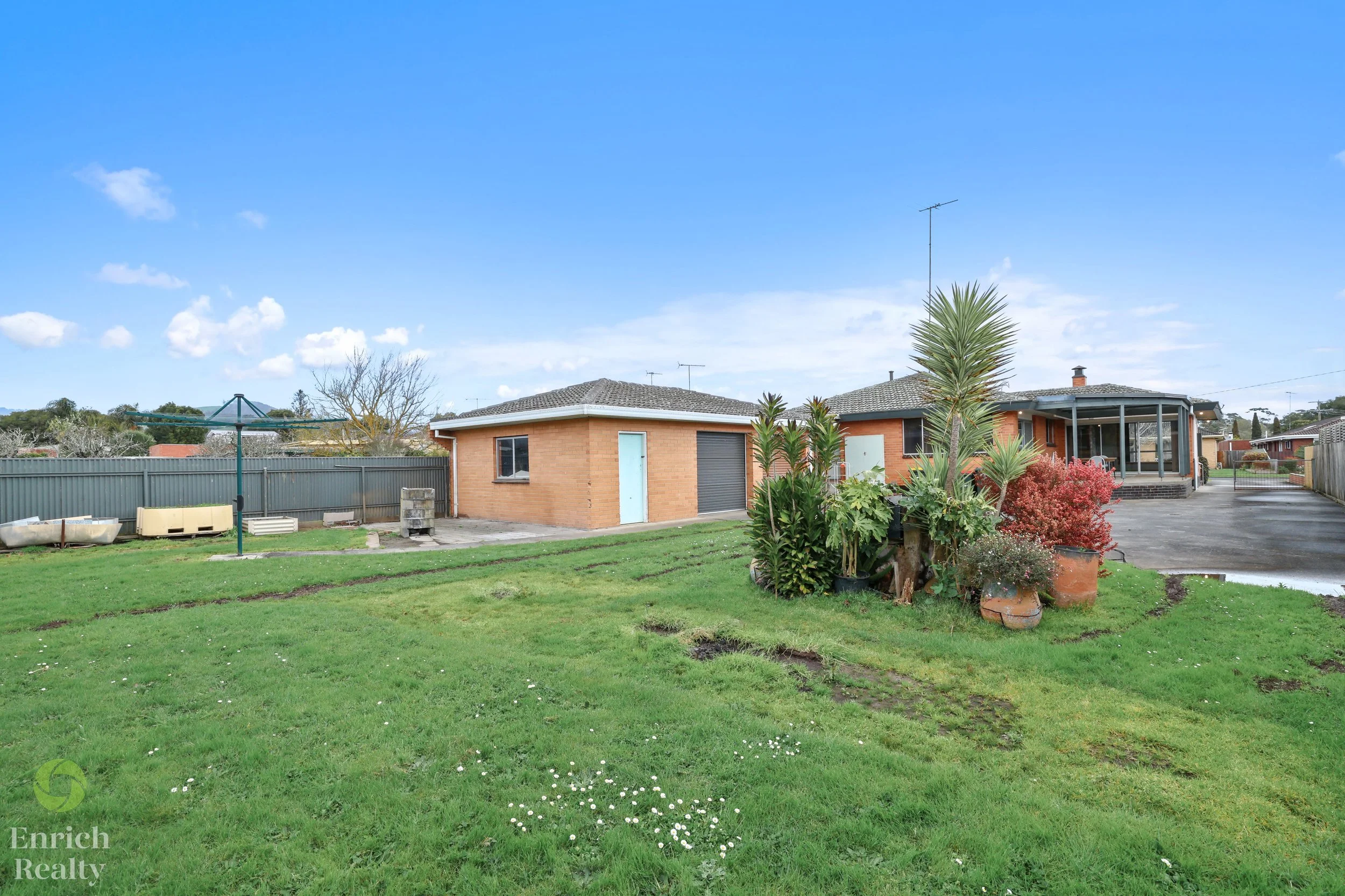 16SummerleaStreet26WM.jpg