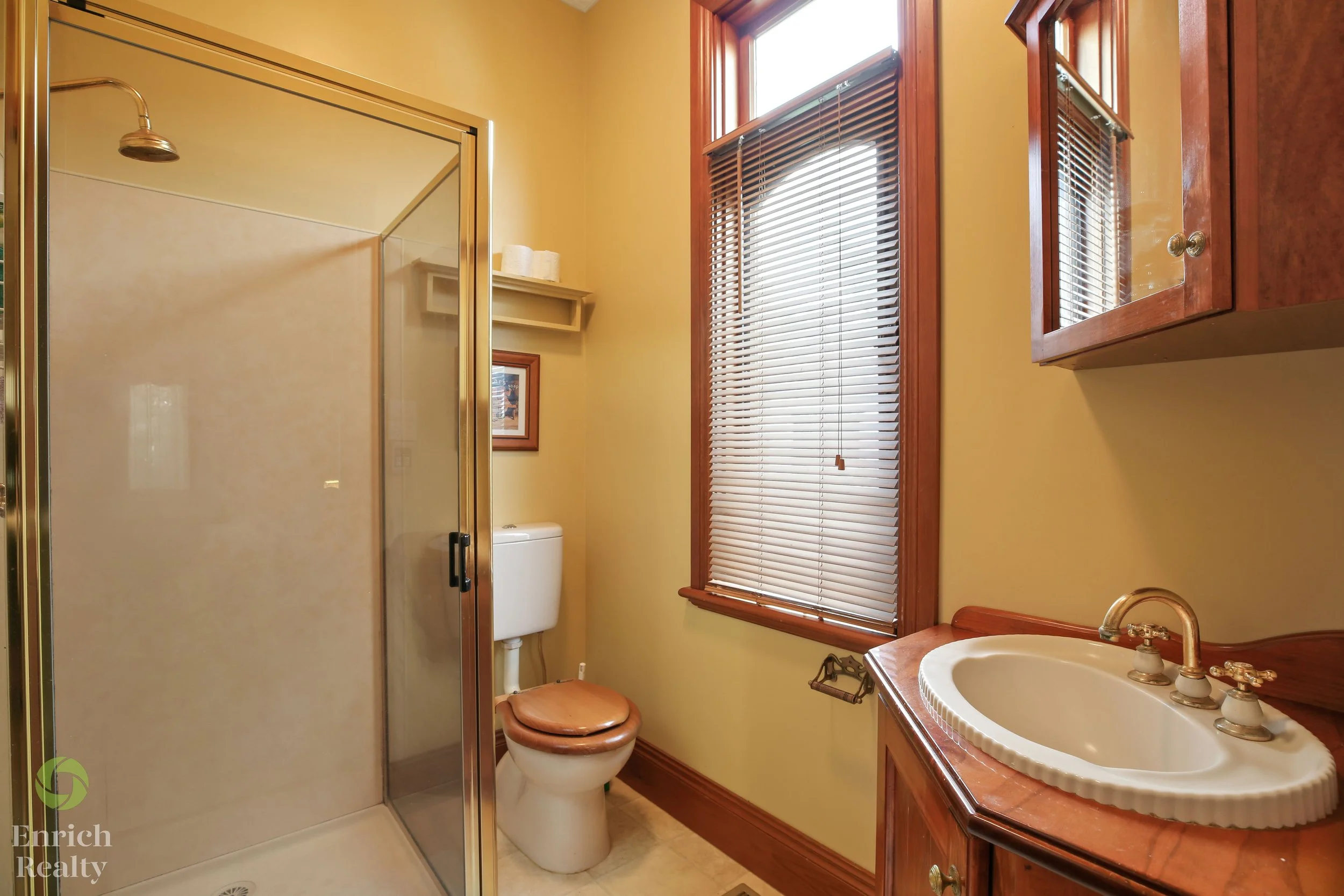 9HollandCourt11WM.jpg