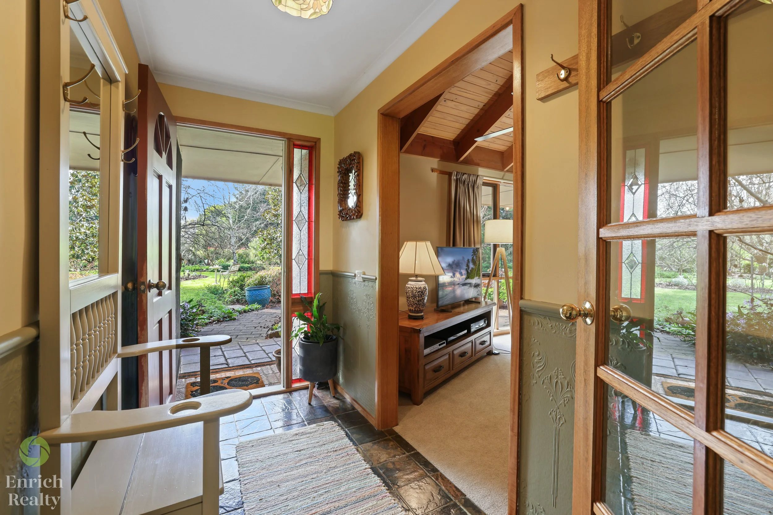 18JoyceCourt19WM.jpg