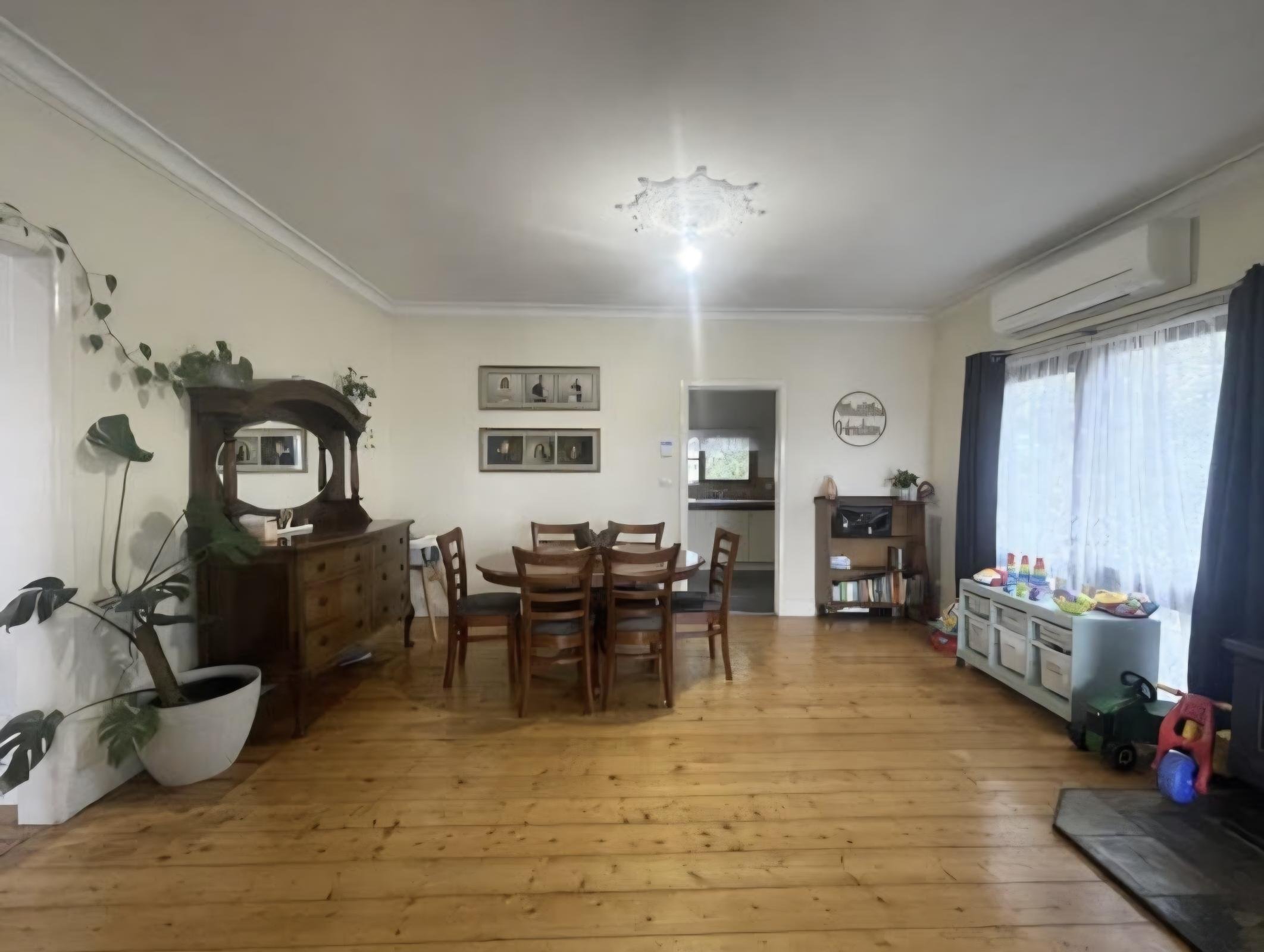 90 North Rd, Yallourn North - 3.jpg