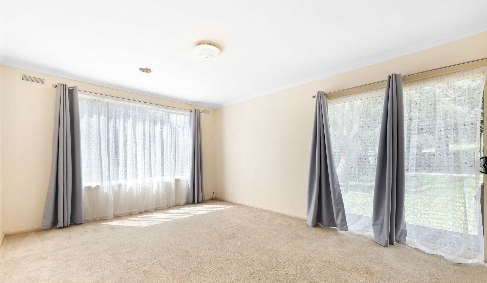 6 Haunted Hills Road, Newborough - 6b.jpg