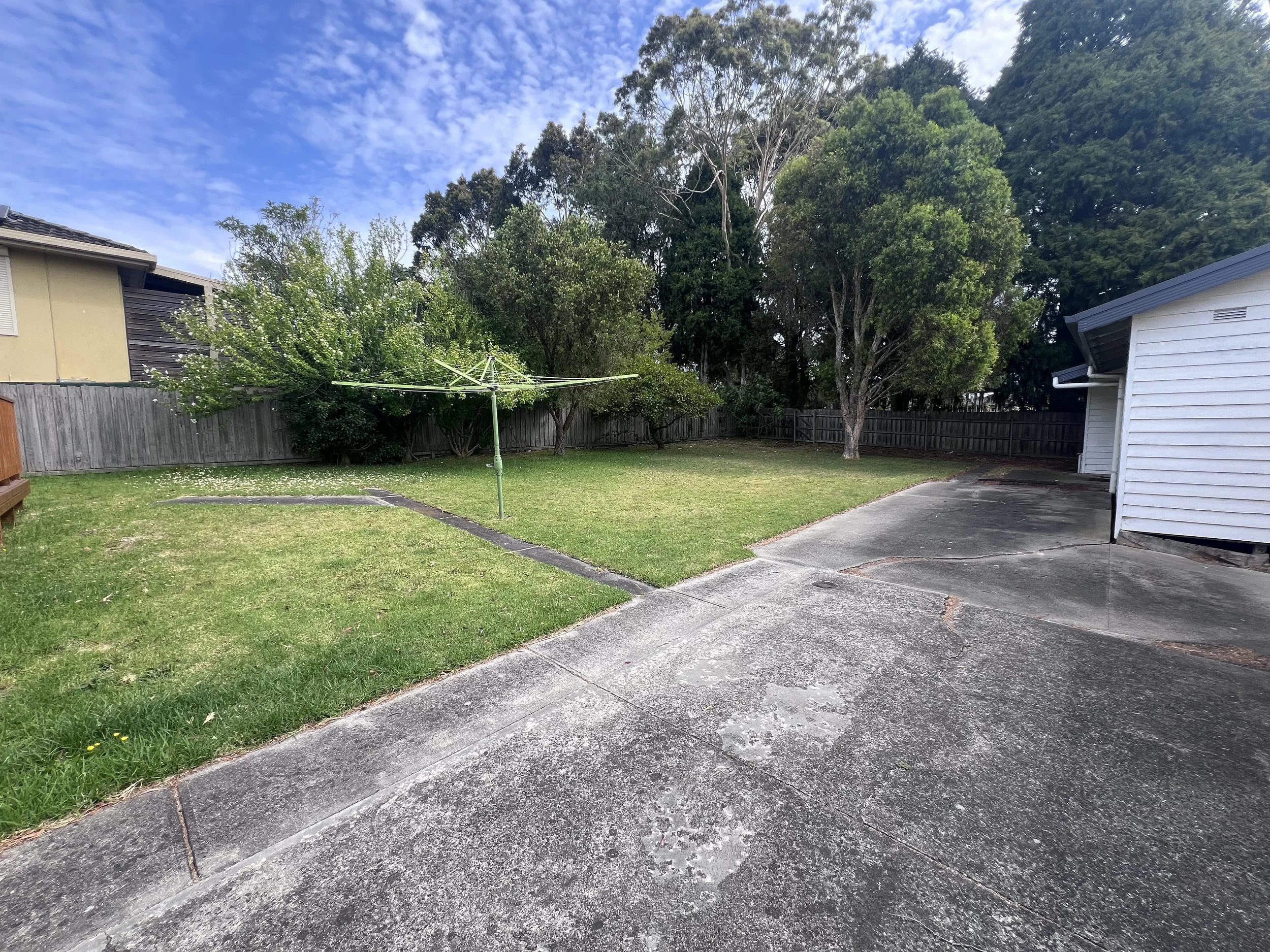 11 Eastleigh Court, Newborough - 16.jpeg