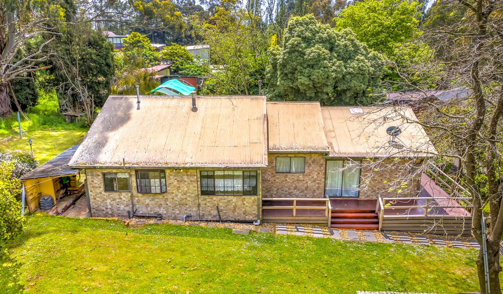 6 Haunted Hills Road, Newborough - 4.jpg
