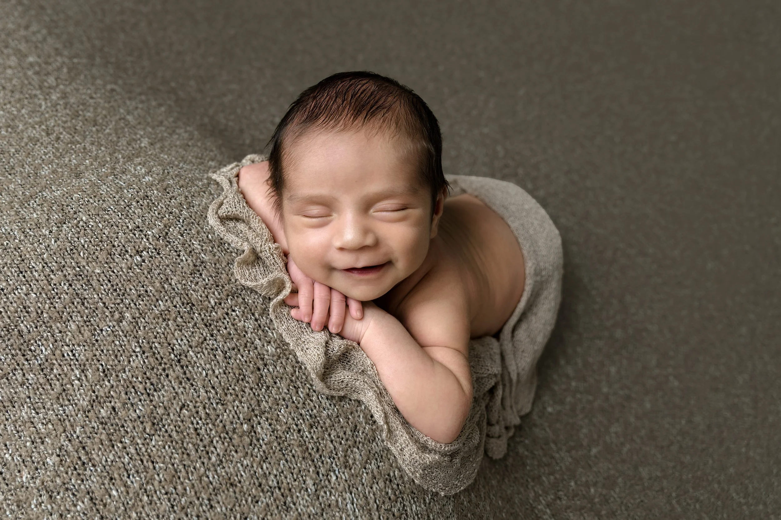 professional-newborn-photography-crescent-city-ca-AnthMauNB-5.jpg