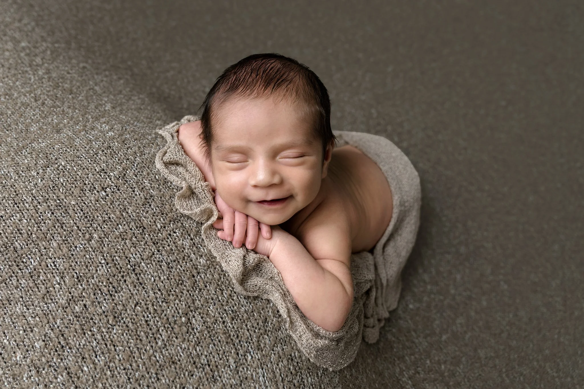 This is from a couple of months ago, and I had to share it.  I'm sure little Mauricio has changed so much since then.  Parents are always surprised how quickly these tiny people change.

#newbornphotography #newbornphotographer #newbornsession #newbo