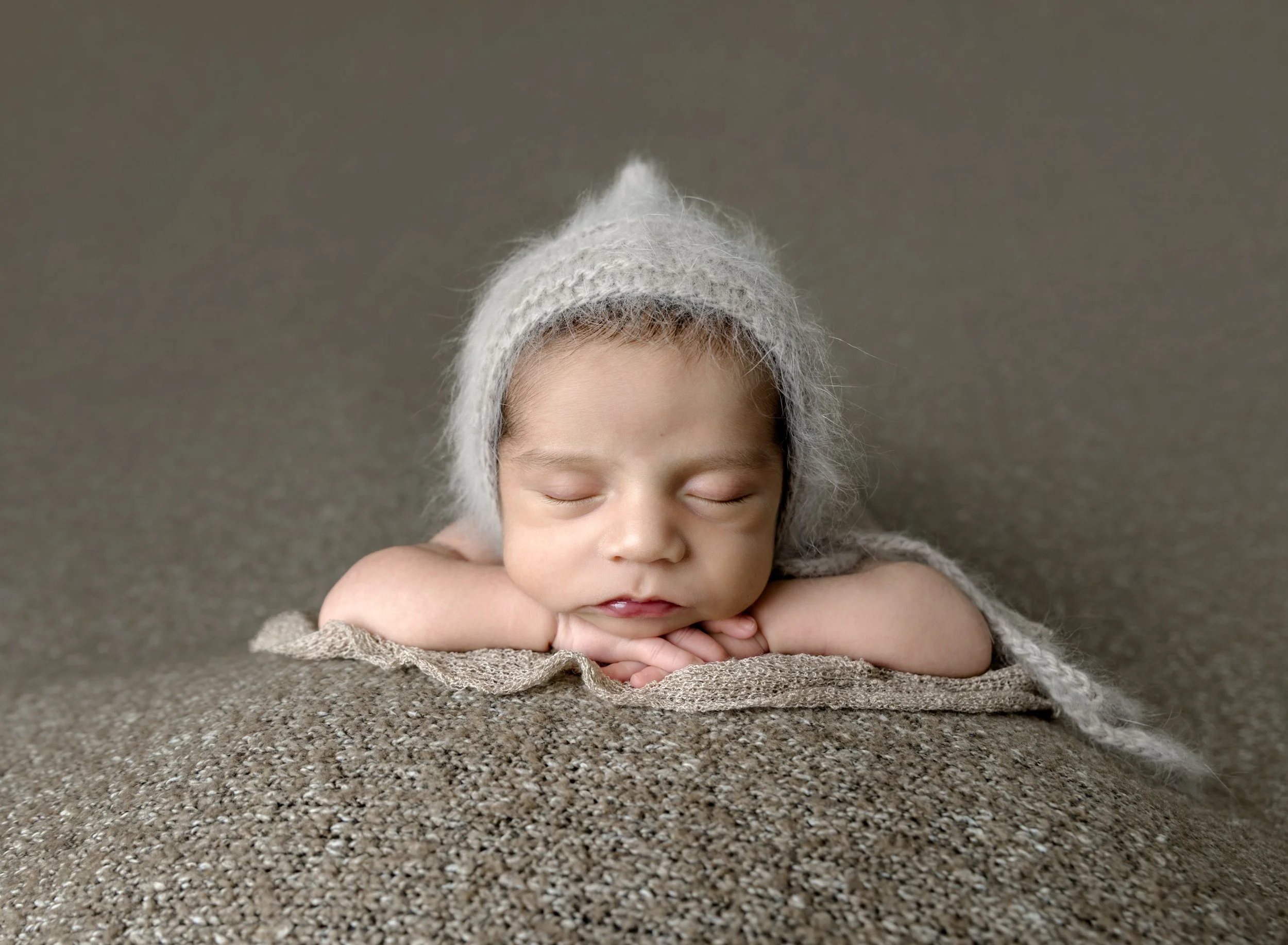 professional-newborn-photography-crescent-city-ca-AnthMauNB-6.jpg