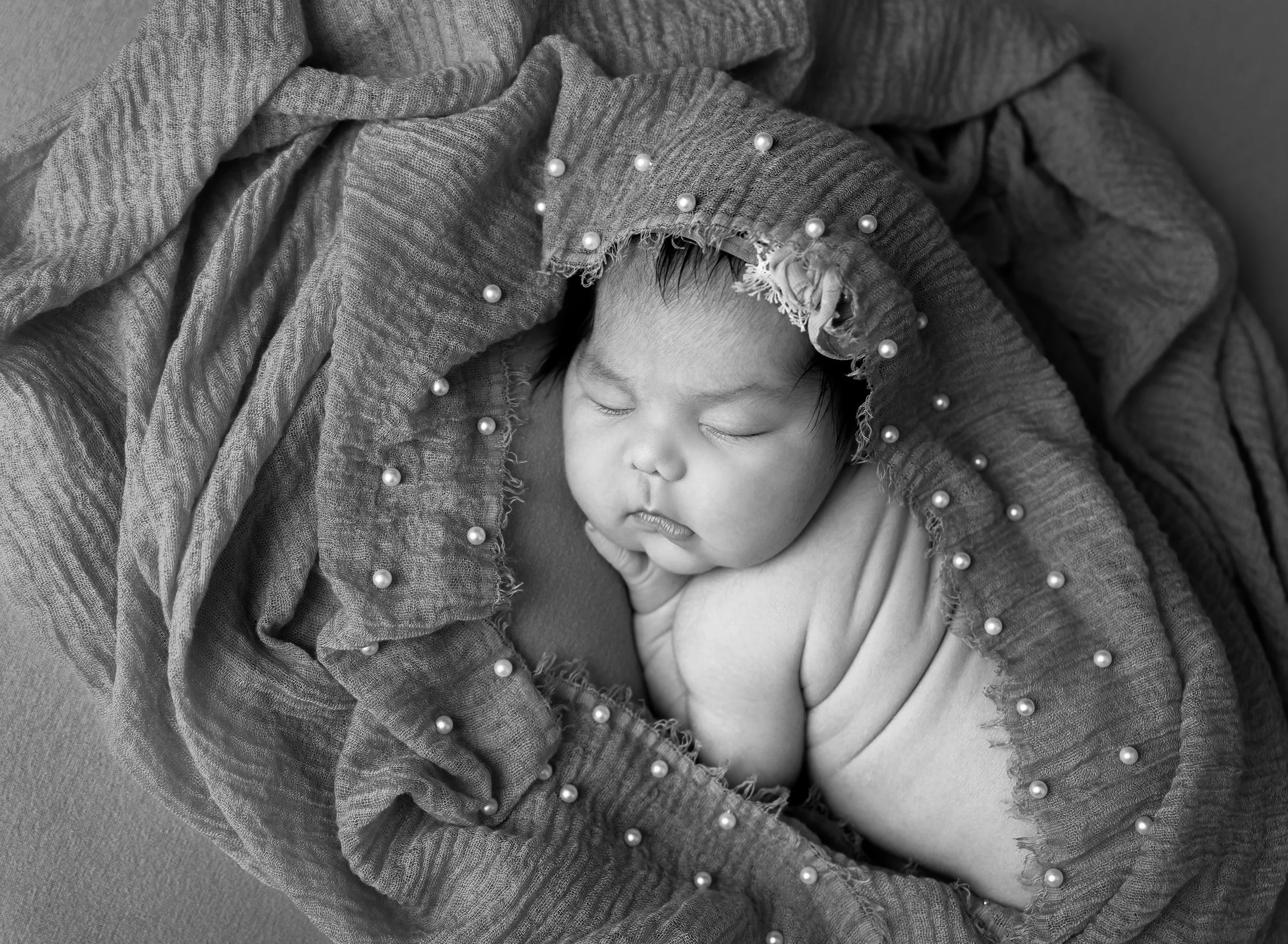 newborn-photographer-crescent-city-ca-Myah-Nayeli-6.jpg