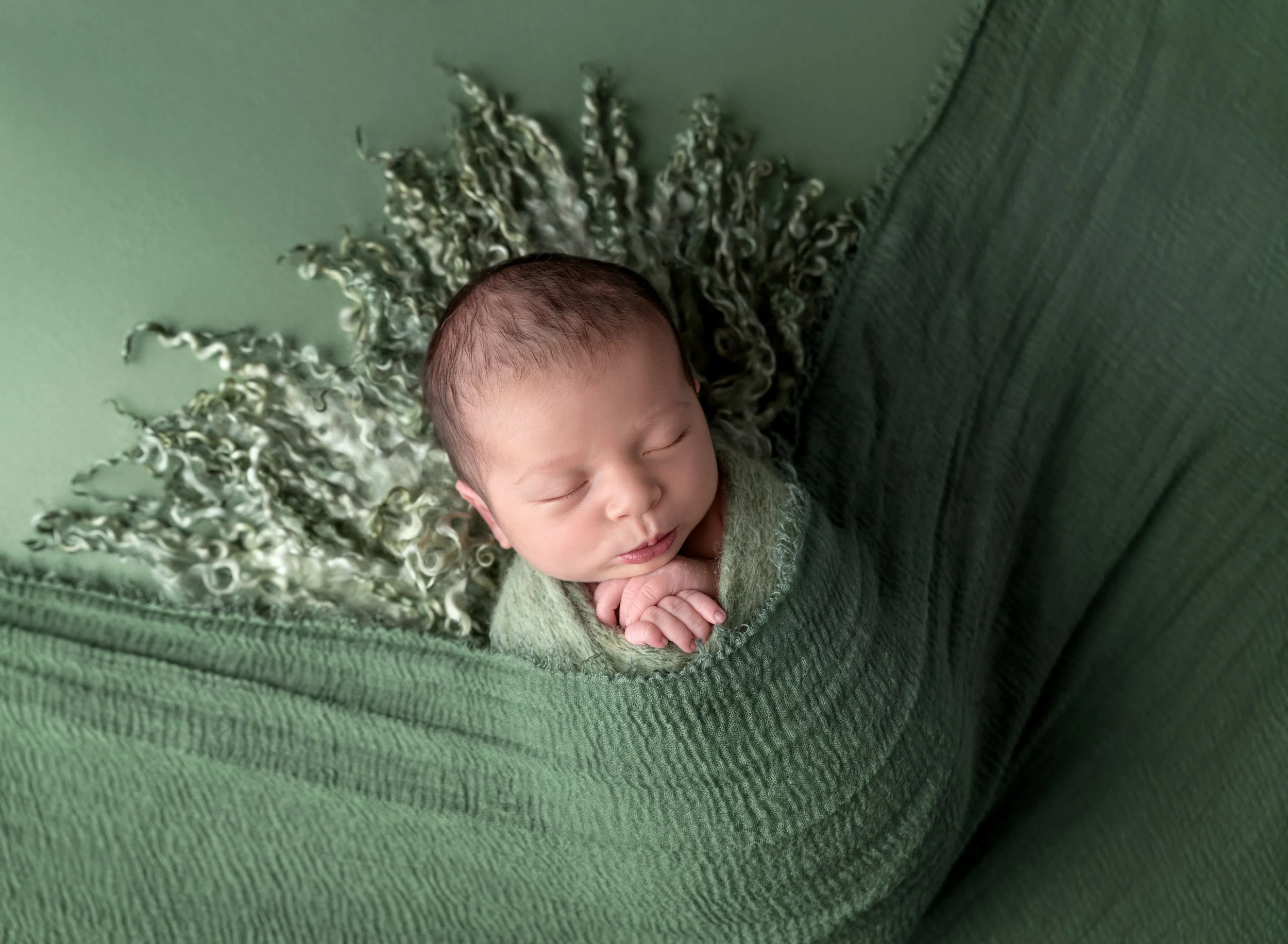 professional-newborn-photography-crescent-city-ca-Sierra-Aryus-NB-5.jpg