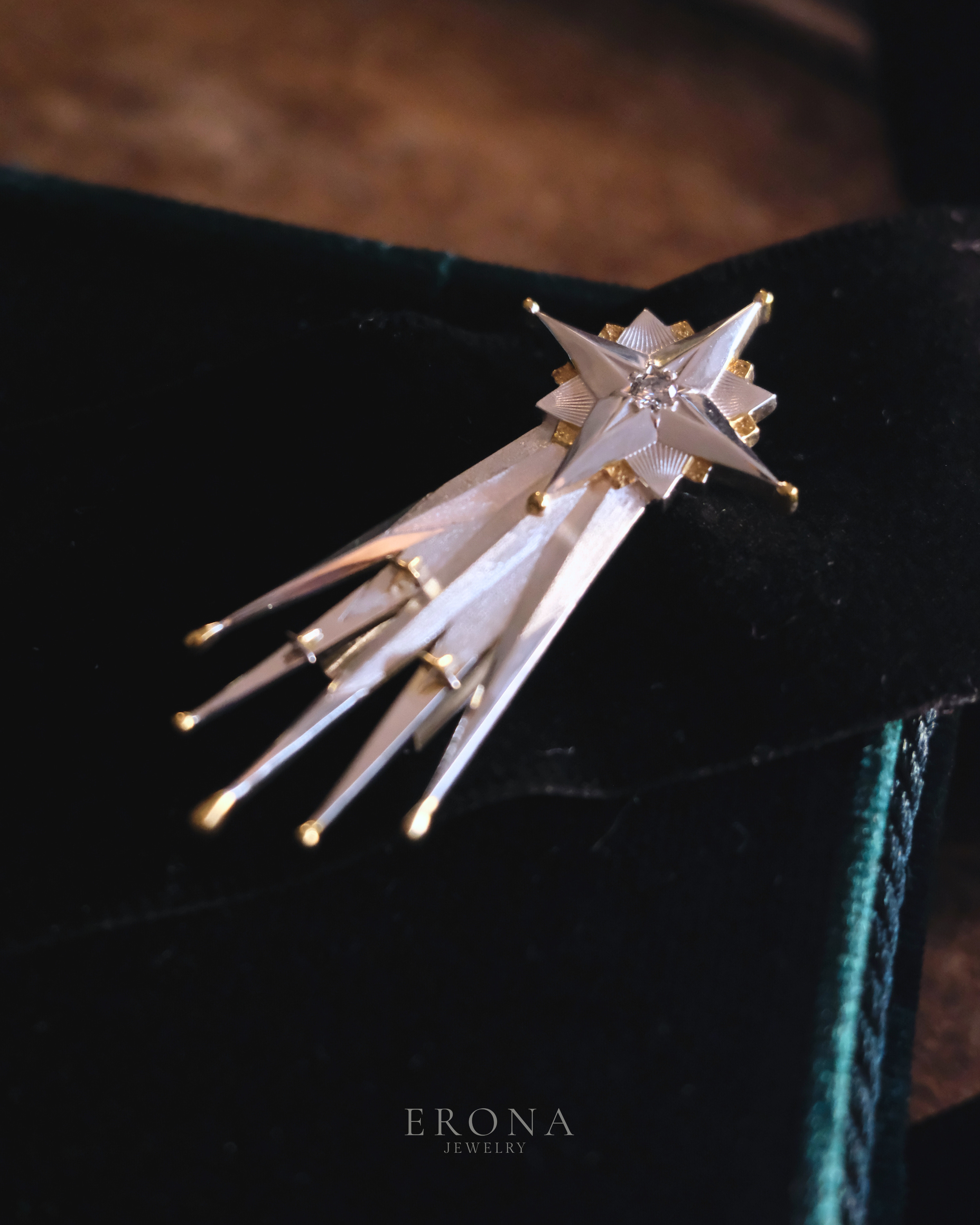 Diamond COMET brooch/pendant