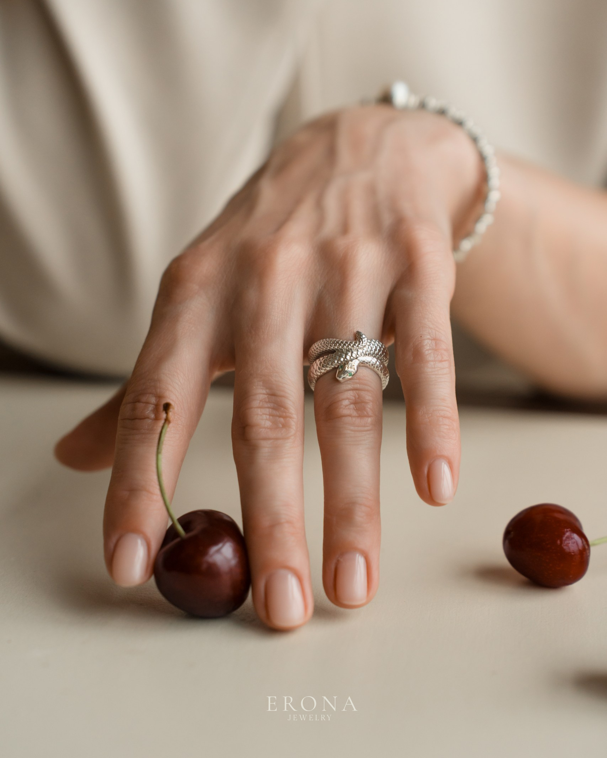 The Snake ring with Emerald Eyes