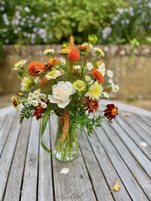 Vase arrangement