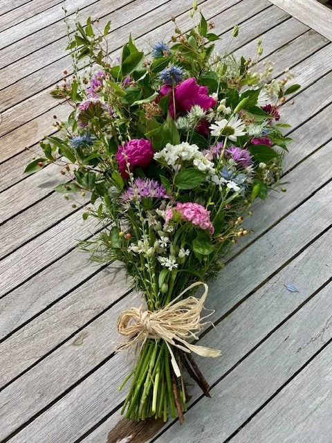 Hand tied sheaf