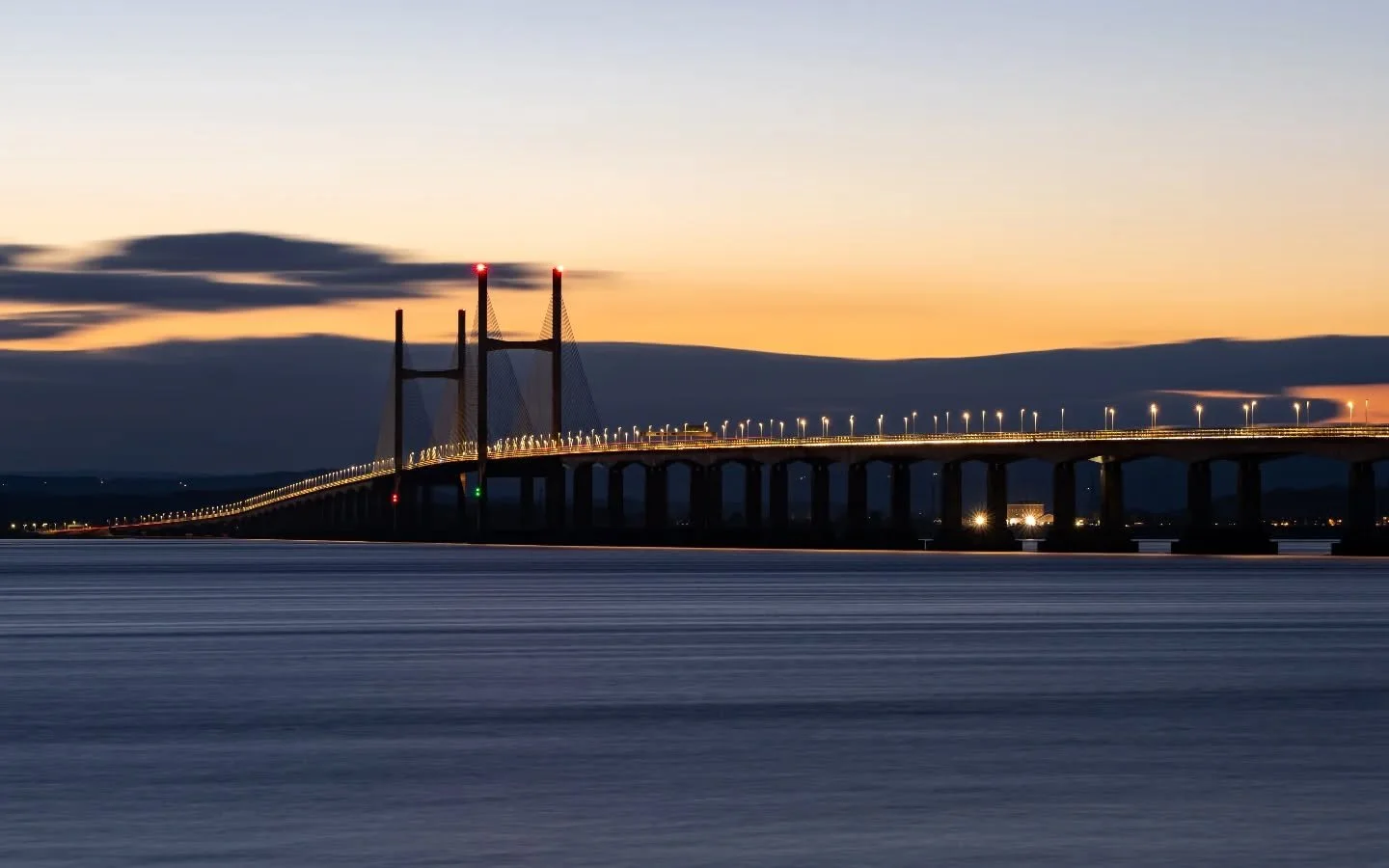Another of the new Severn bridge. Great bridge. Slow shutter after dark. 

#bridgesofinstagram #bristol #severnbridge #bristollife #igersbristol #swindonphotosoc #bridgephotography