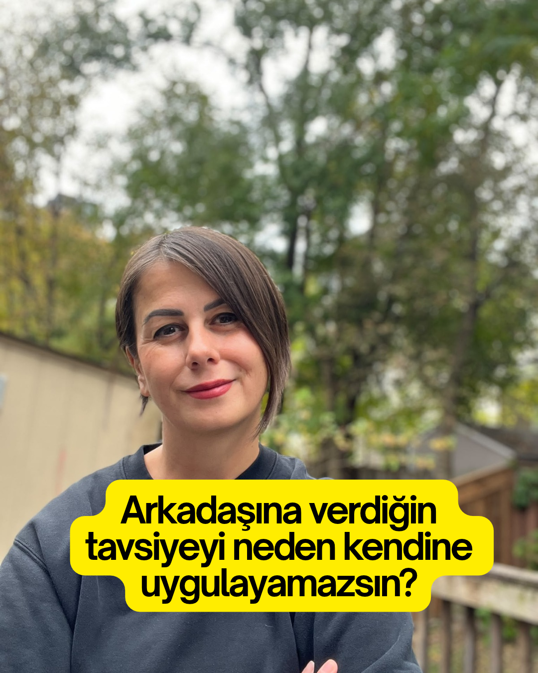 Yasemin Uluatam'ın fotoğrafı üzerinde “Arkadaşına verdiğin tavsiyeyi neden kendine uygulayamazsın?” sorusu. Süleyman Paradoksu üzerine blog yazısı.