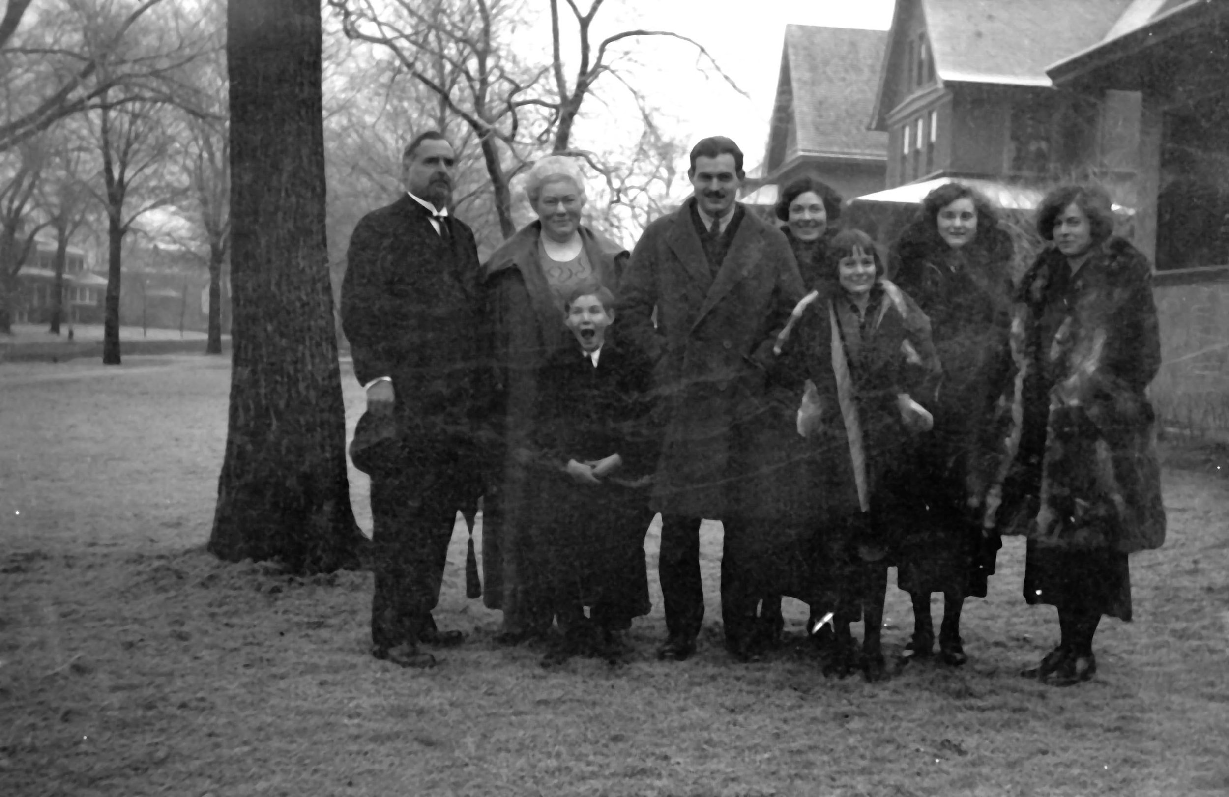 boyhoodhomefamily.jpg