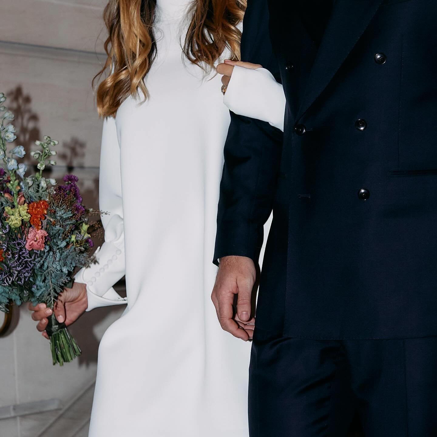 JULIE, December 2023

#weddingday #weddingdress #weddingphotography #bride #bridal #bridetobe #robedemarieecourte #robedemarieecivile #robedemari&eacute;e #mariage #mariagebruxelles #marieemoderne #handmadewithlove #handmadeinbelgium