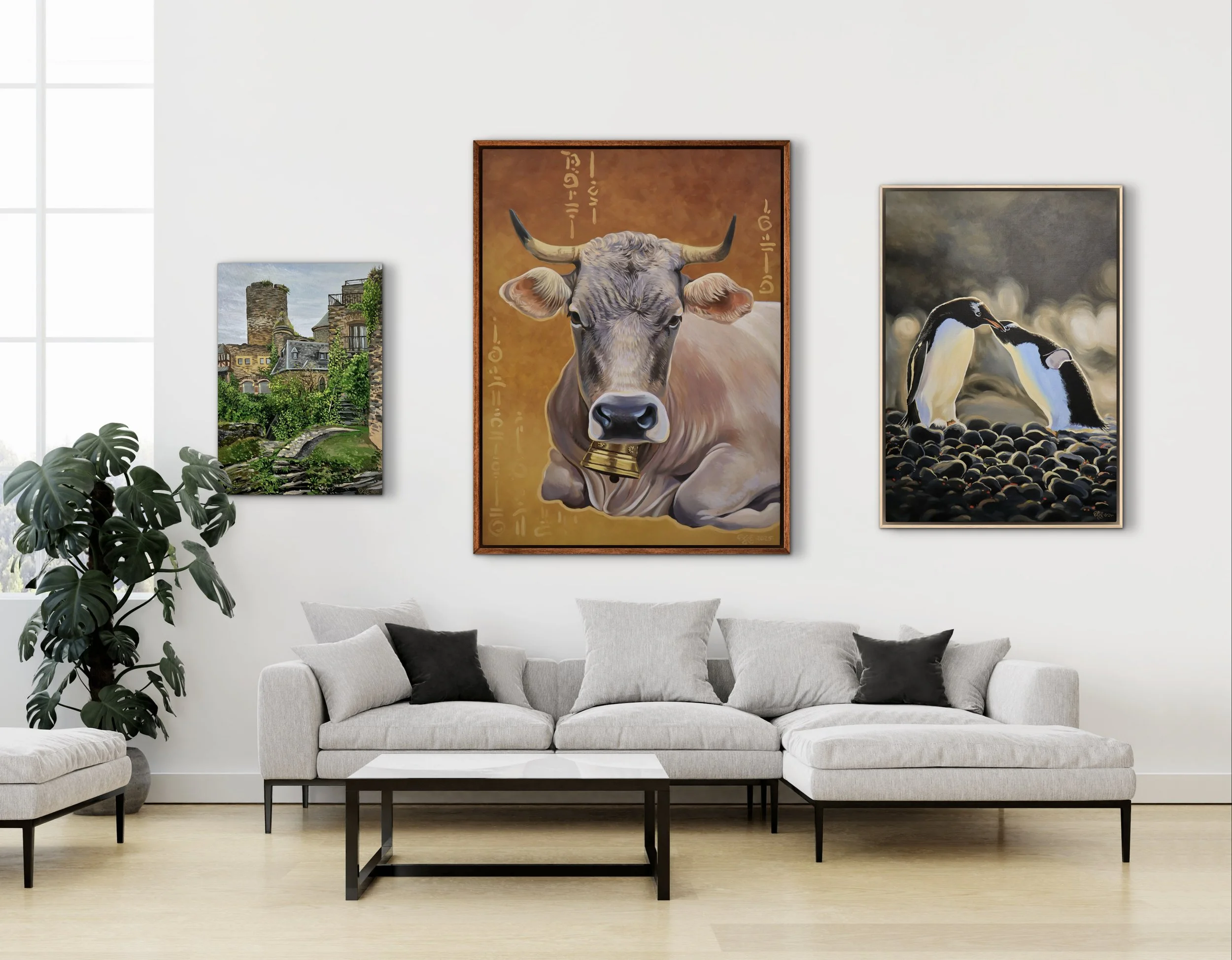 Raumvisualisierung mit drei eigenständigen Kunstwerken von Oleg Kolechenko, darunter ein Tiergemälde, ein Pinguinmotiv und eine Landschaft.
