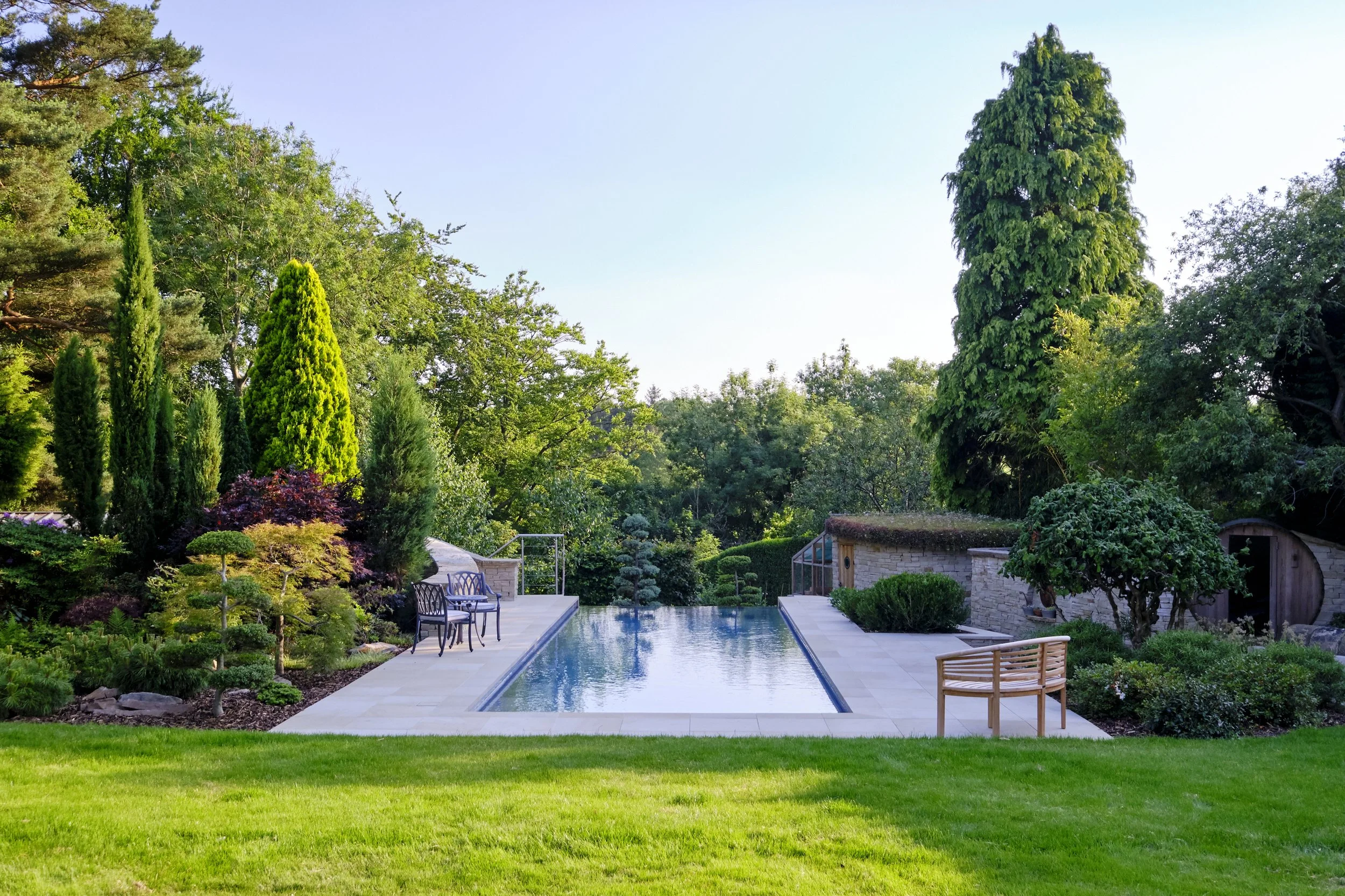 Pools as Landscape Centrepieces. Tips for the Pros