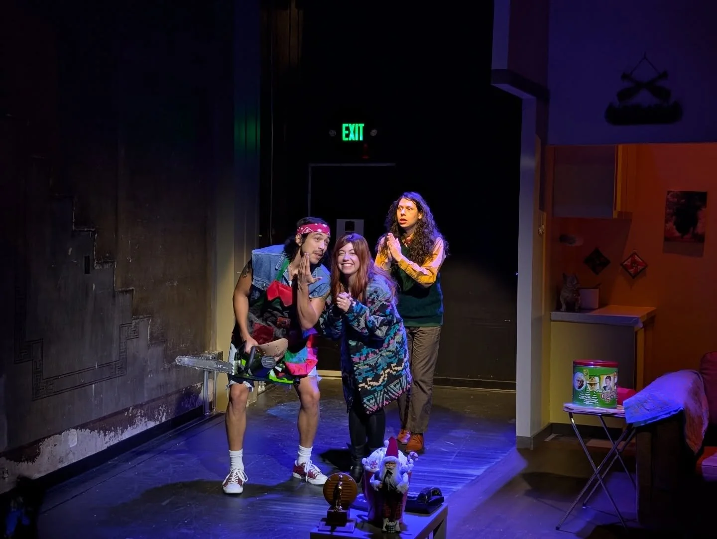 The last photo is how we feel about Opening night!!! 😁🥳

Come meet the Weetleys this weekend! 🎄🐊

#newnativetheatre #theater #supportthearts #825arts #msp #christmasplay #openingnight