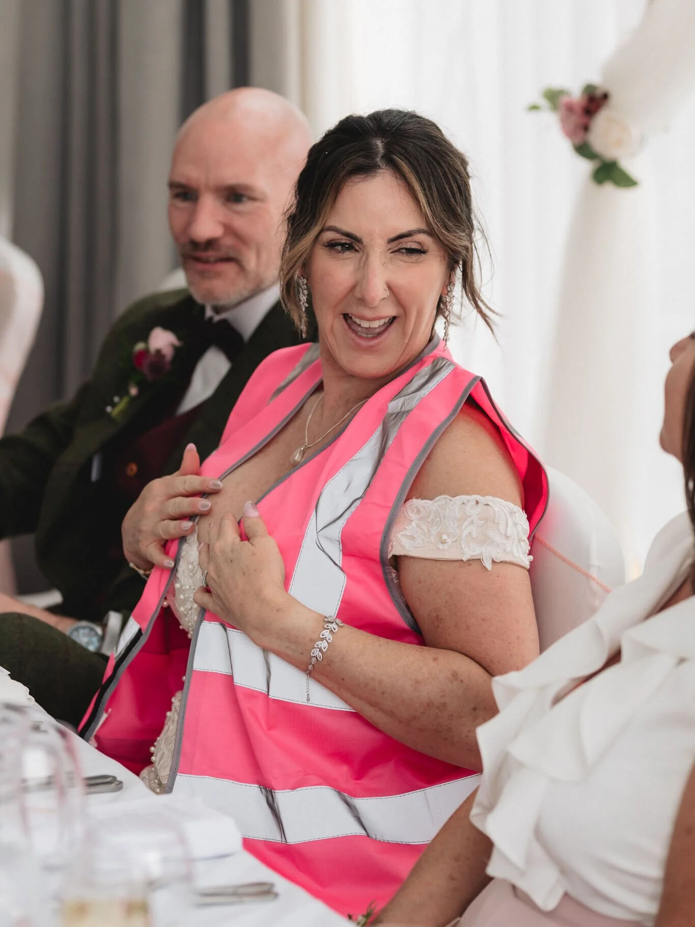 We all know there's nothing I love more than a good injection of a couples' personalities on a wedding day, and Lou and Bry's wedding was such a gorgeous example of this! A personal highlight was the best man presenting Lou with a pink high-vis jacke