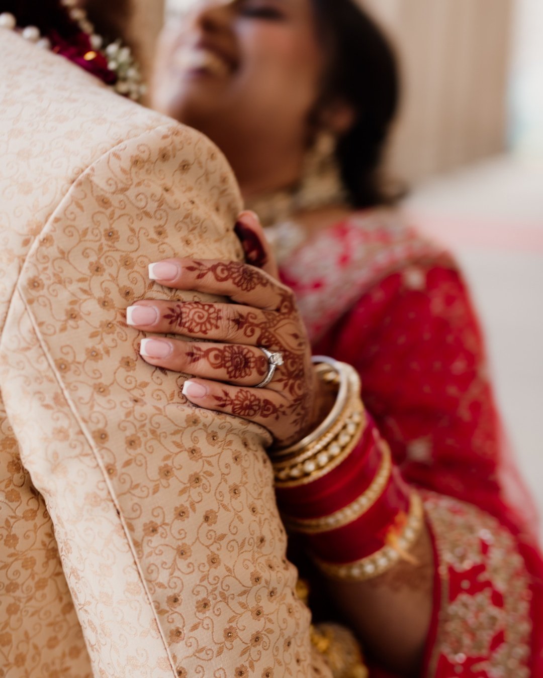 Ever had a camera pointed at you and suddenly forgotten what hands are for? We've all been there 🫠

Remember, you don&rsquo;t need to arrive at your wedding and magically become a posing aficionado.

There are tons of gorgeous little moments and pho