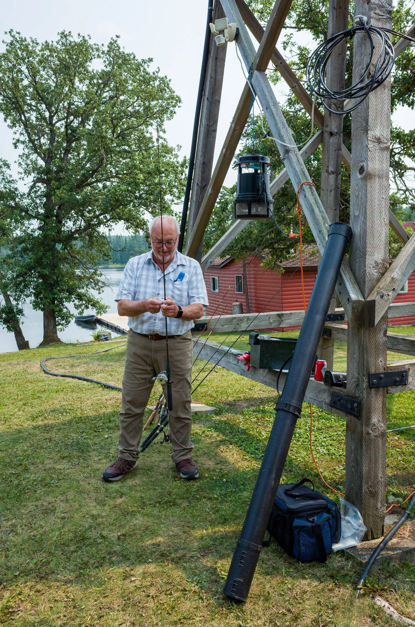Greg preparing his fishing rod