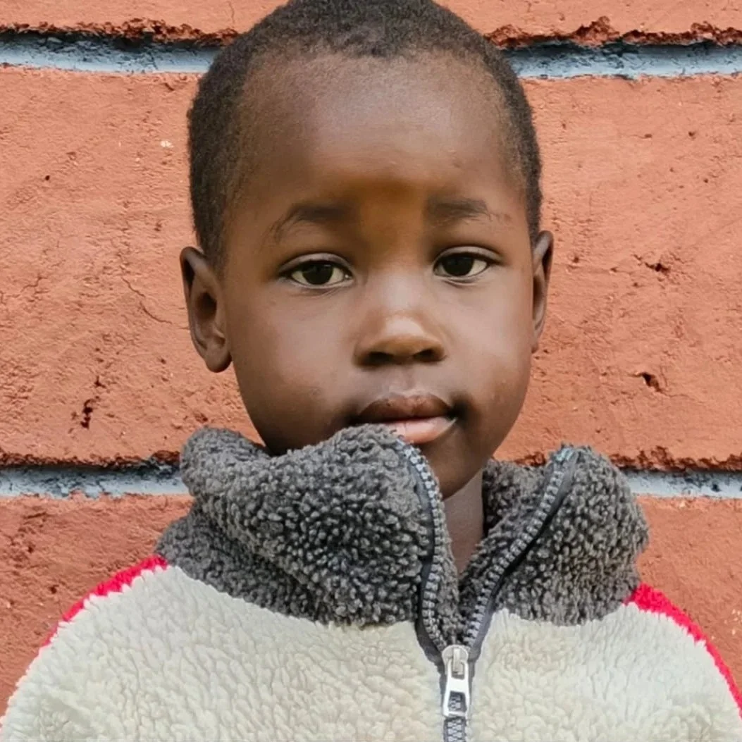 Meet Abigael Nyaribo:
Abigael is a sweet and cheerful 5-year-old in Baby Class at Nyandoche Ibere Primary School. As the youngest of four, she is deeply loved by her family and brings joy to everyone around her. Abigael is curious, energetic, and exc