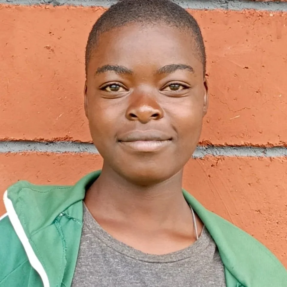 Meet Cynthia Ondieki:

Cynthia is a motivated and resilient 16-year-old in 9th grade at Nyandoche Ibere Elementary School. As the second born in a family of three, she helps her siblings while staying dedicated to her studies. Cynthia has a strong de