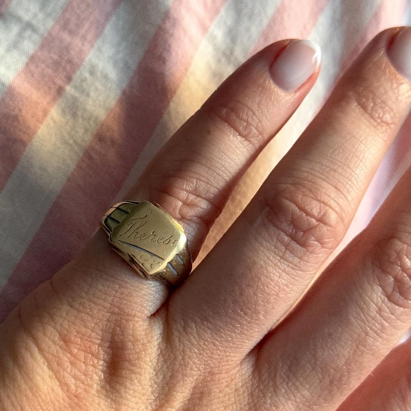 A little magic story x 

On Tuesday, as I was half way through my usual journey home from work, I spotted a jewellery shop that I&rsquo;d never noticed before, and a quiet voice in my head said, &lsquo;get off.&rsquo; Normally, I&rsquo;d make an excu