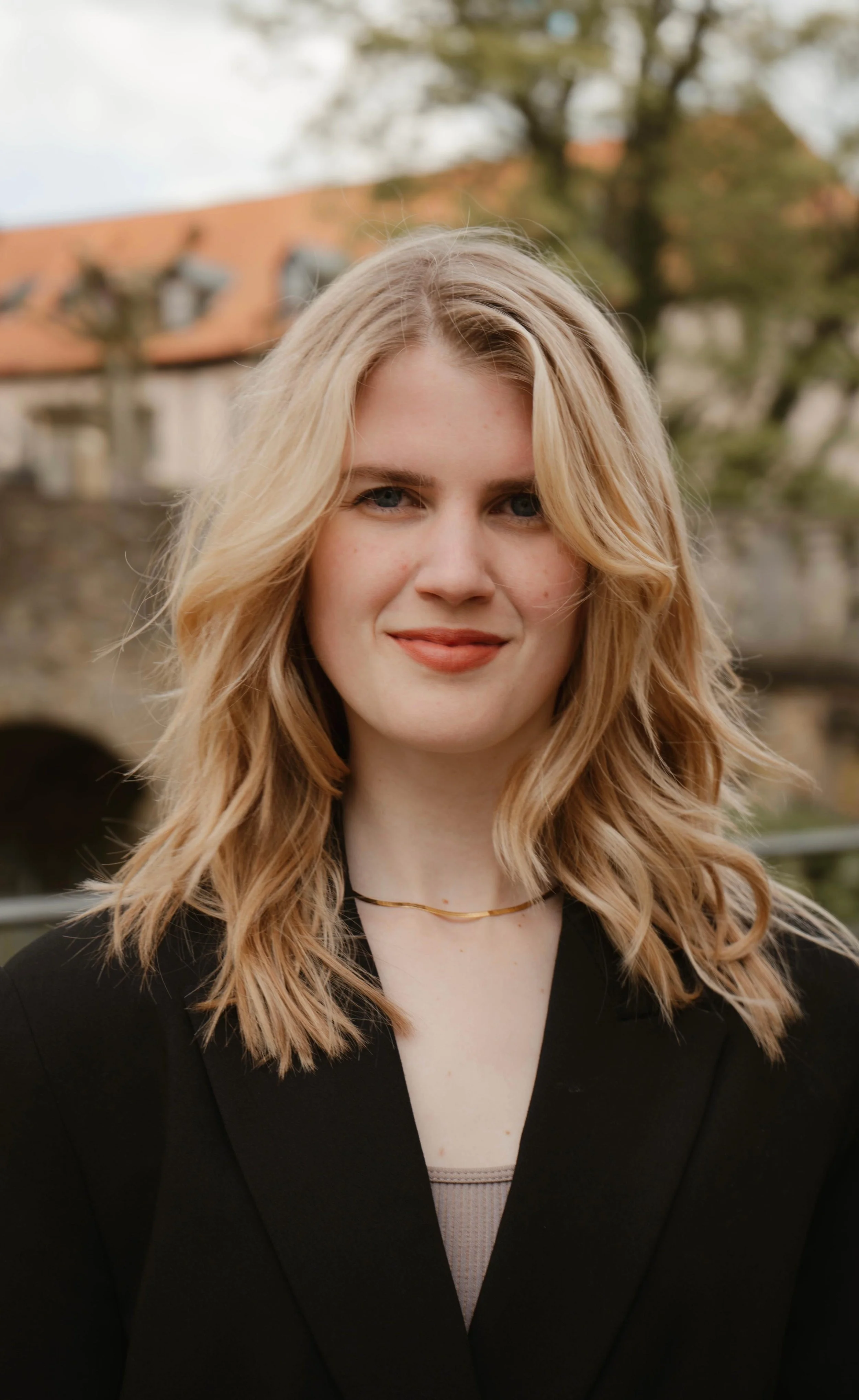 Business Portrait einer jungen Frau
