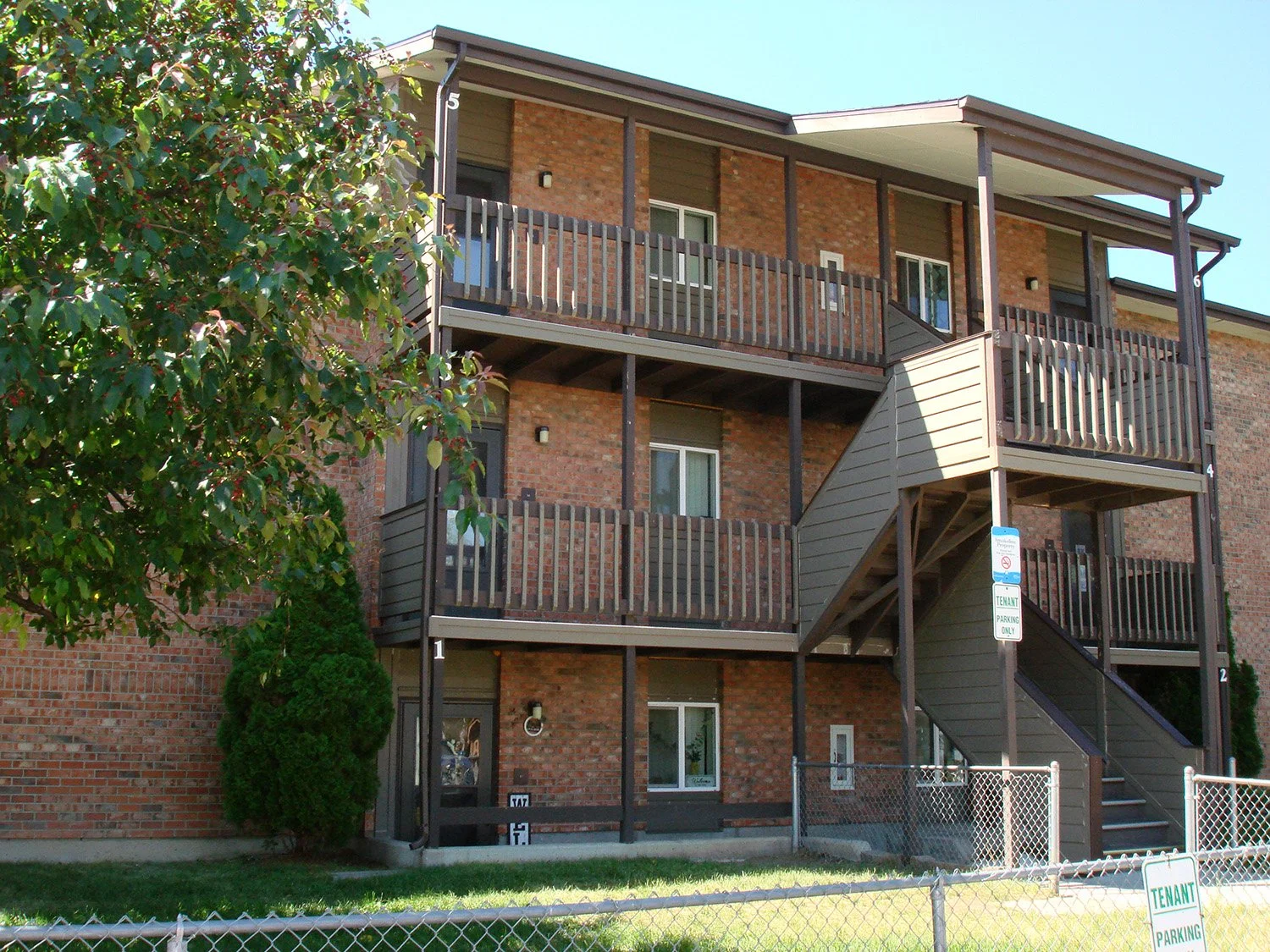 Exterior of Silver Bow Village showing balconies and stairs