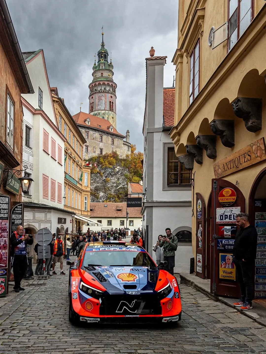 Medieval Streets, Modern Beasts.

#16 Fourmaux &amp; Coria | Hyundai i20 N Rally1 in Česk&yacute; Krumlov

📍WRC Central European Rally 2025 
📸 Marco Rimola
&copy;️ Marco Rimola Photography
⚠️ All rights reserved | Unauthorized use is prohibited

#W